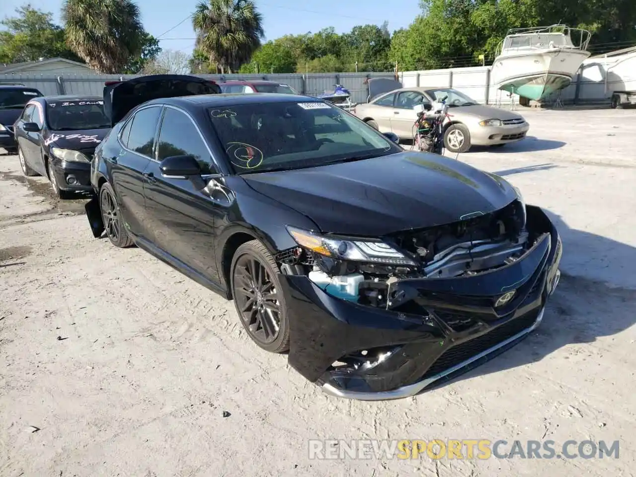 1 Photograph of a damaged car 4T1K61BK7MU043109 TOYOTA CAMRY 2021