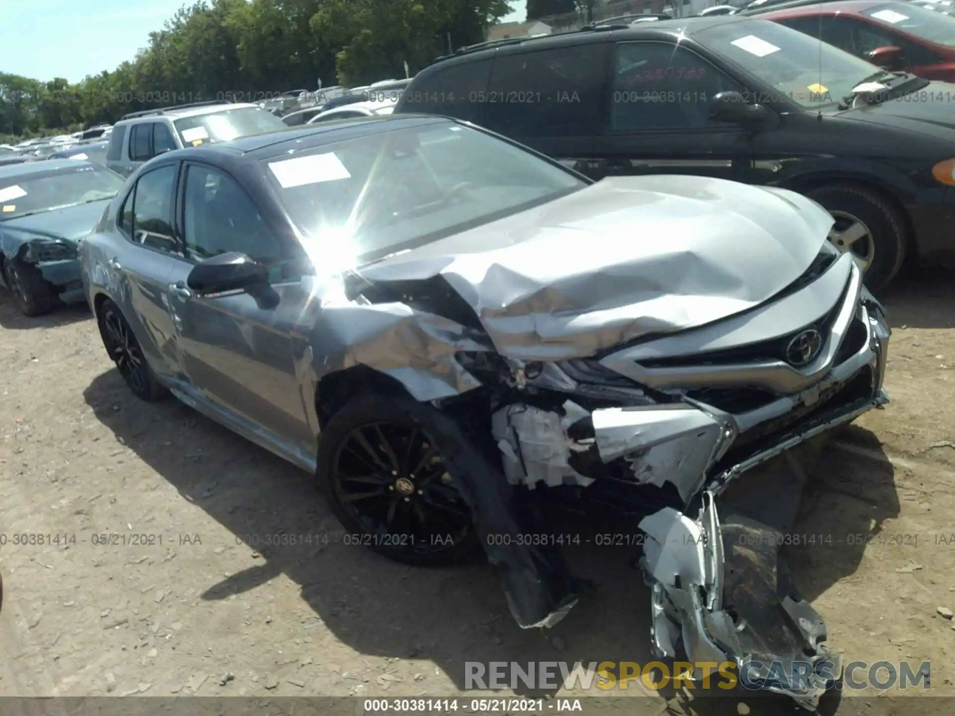 1 Photograph of a damaged car 4T1K61BK8MU031065 TOYOTA CAMRY 2021