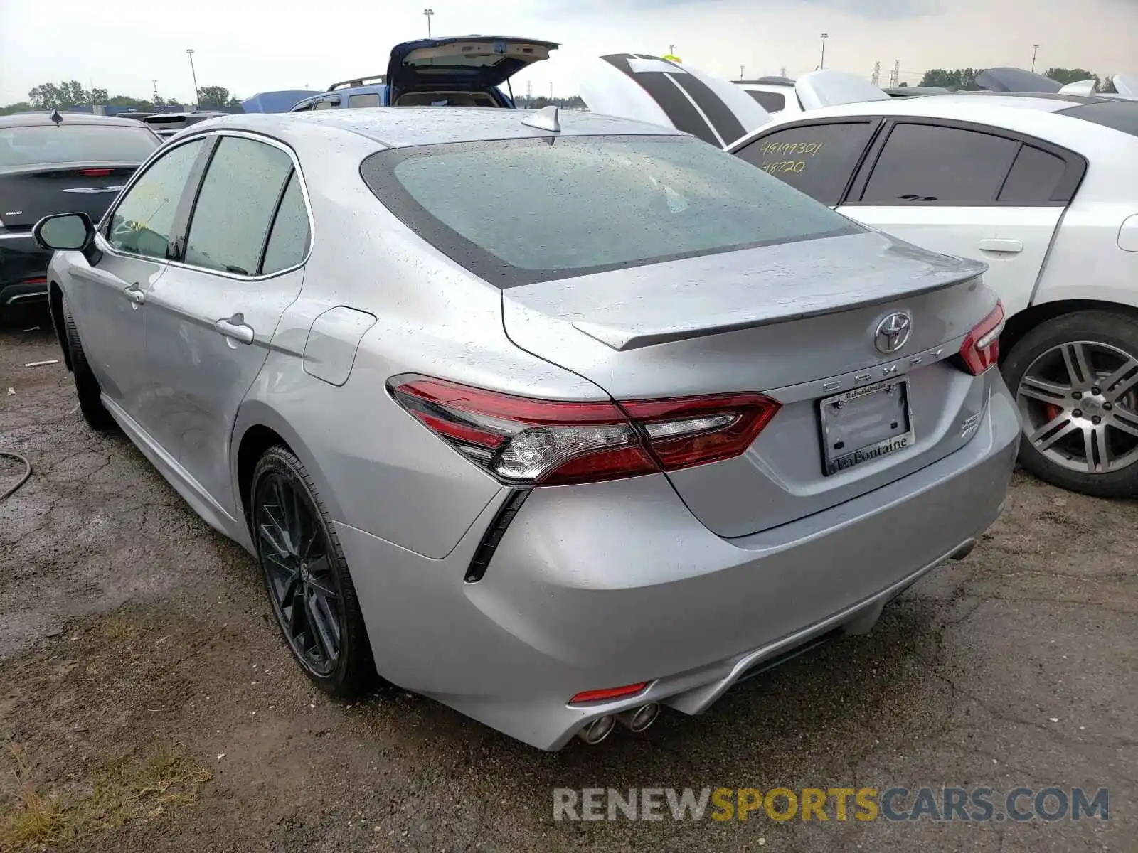 3 Photograph of a damaged car 4T1K61BK9MU020060 TOYOTA CAMRY 2021