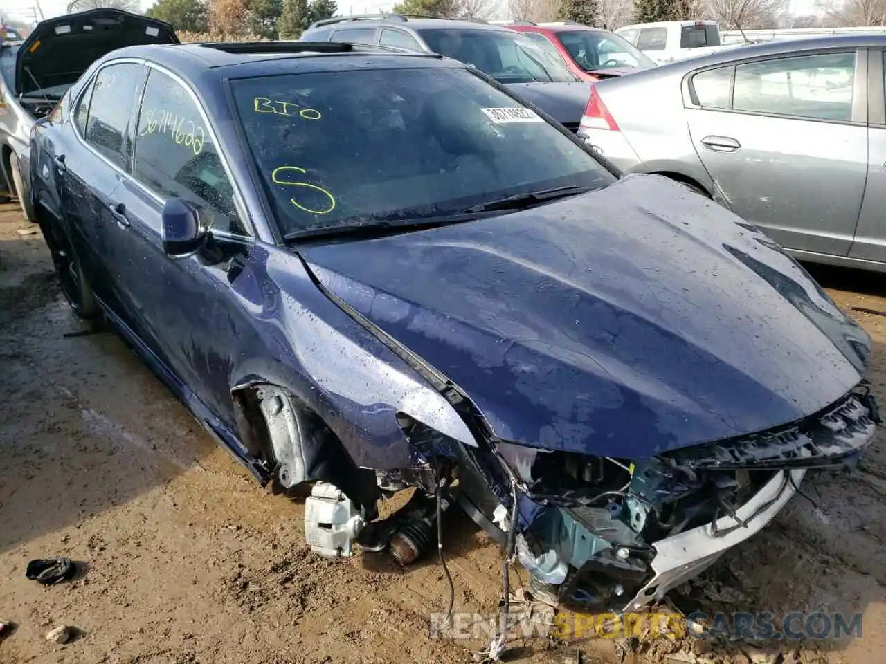 1 Photograph of a damaged car 4T1K61BK9MU032662 TOYOTA CAMRY 2021