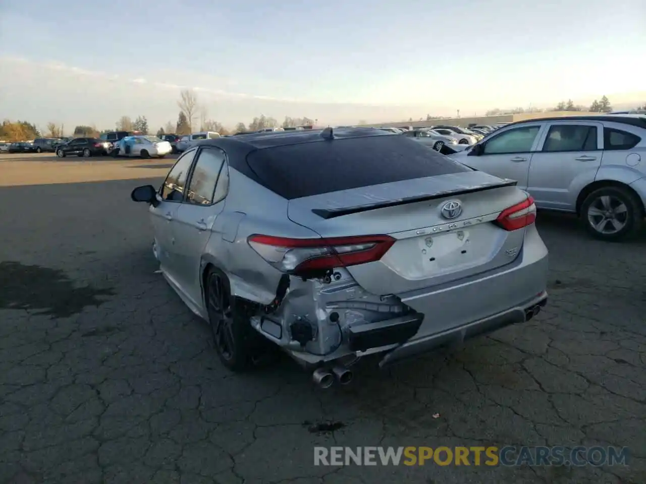 3 Photograph of a damaged car 4T1K61BK9MU045167 TOYOTA CAMRY 2021