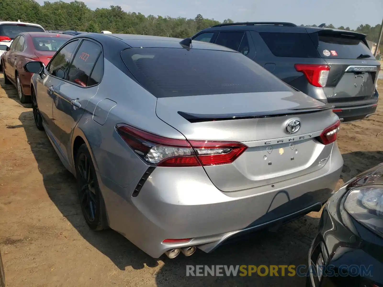 3 Photograph of a damaged car 4T1K61BKXMU032783 TOYOTA CAMRY 2021