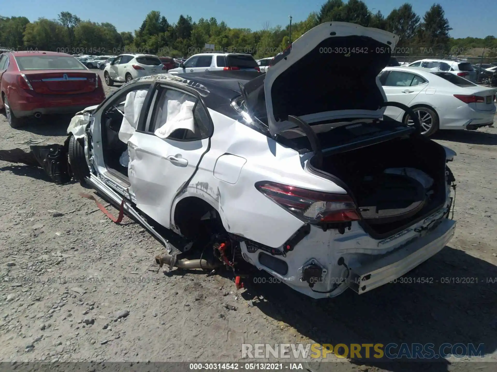 3 Photograph of a damaged car 4T1KZ1AK0MU054087 TOYOTA CAMRY 2021