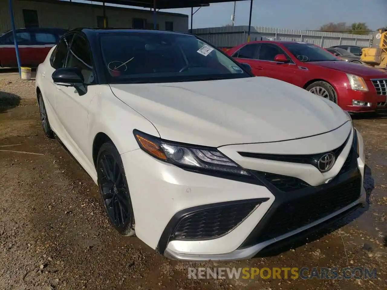 1 Photograph of a damaged car 4T1KZ1AK0MU054302 TOYOTA CAMRY 2021