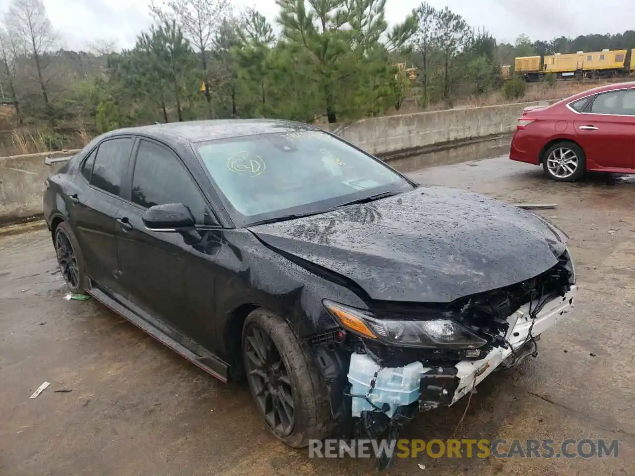 1 Photograph of a damaged car 4T1KZ1AK0MU057037 TOYOTA CAMRY 2021