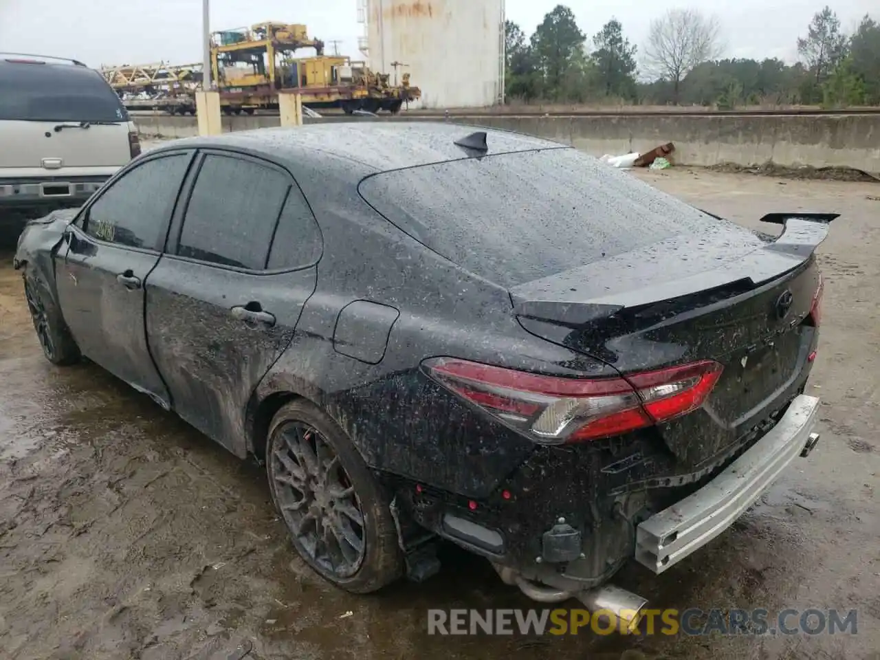 3 Photograph of a damaged car 4T1KZ1AK0MU057037 TOYOTA CAMRY 2021