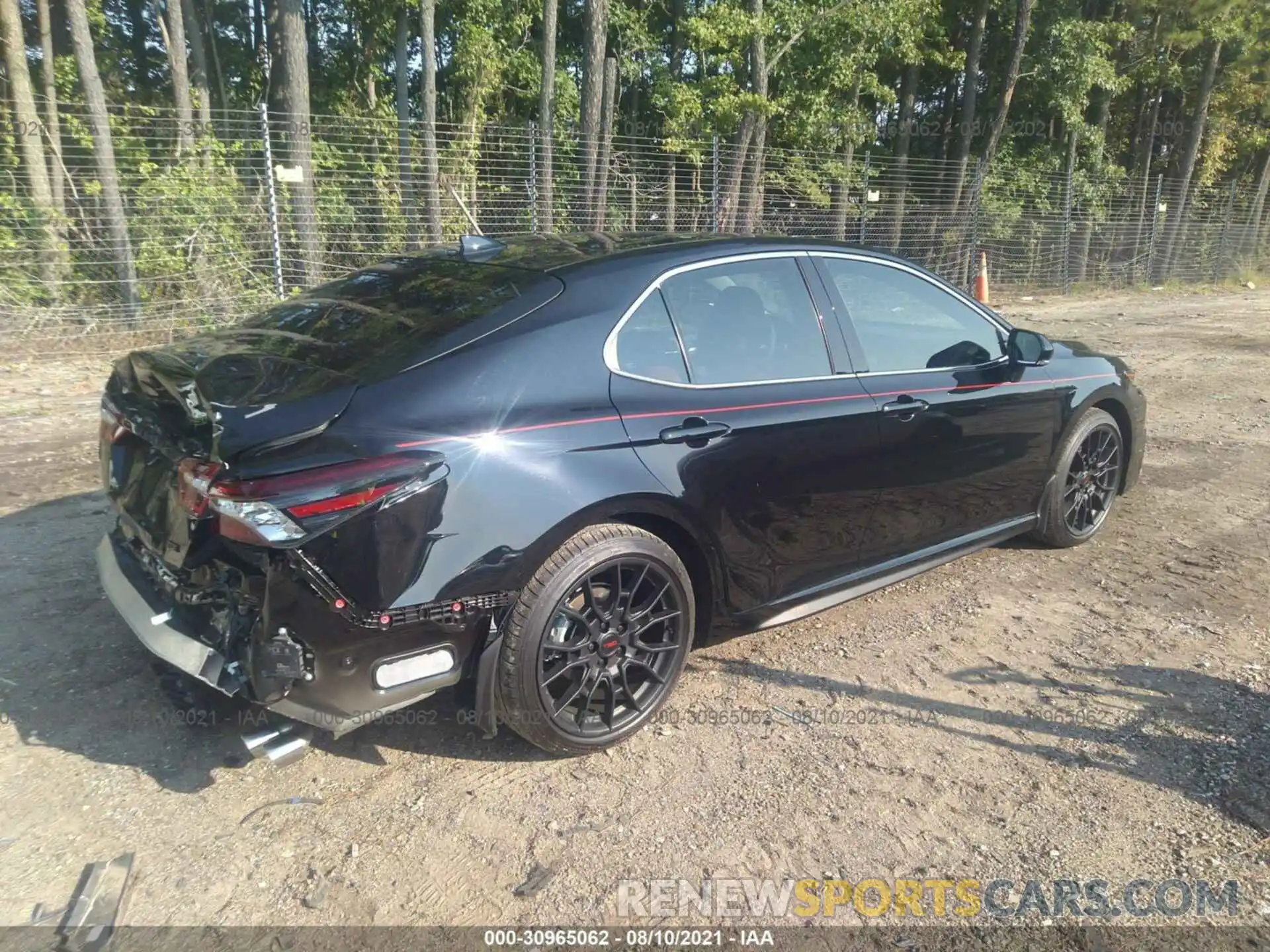 4 Photograph of a damaged car 4T1KZ1AK0MU057636 TOYOTA CAMRY 2021