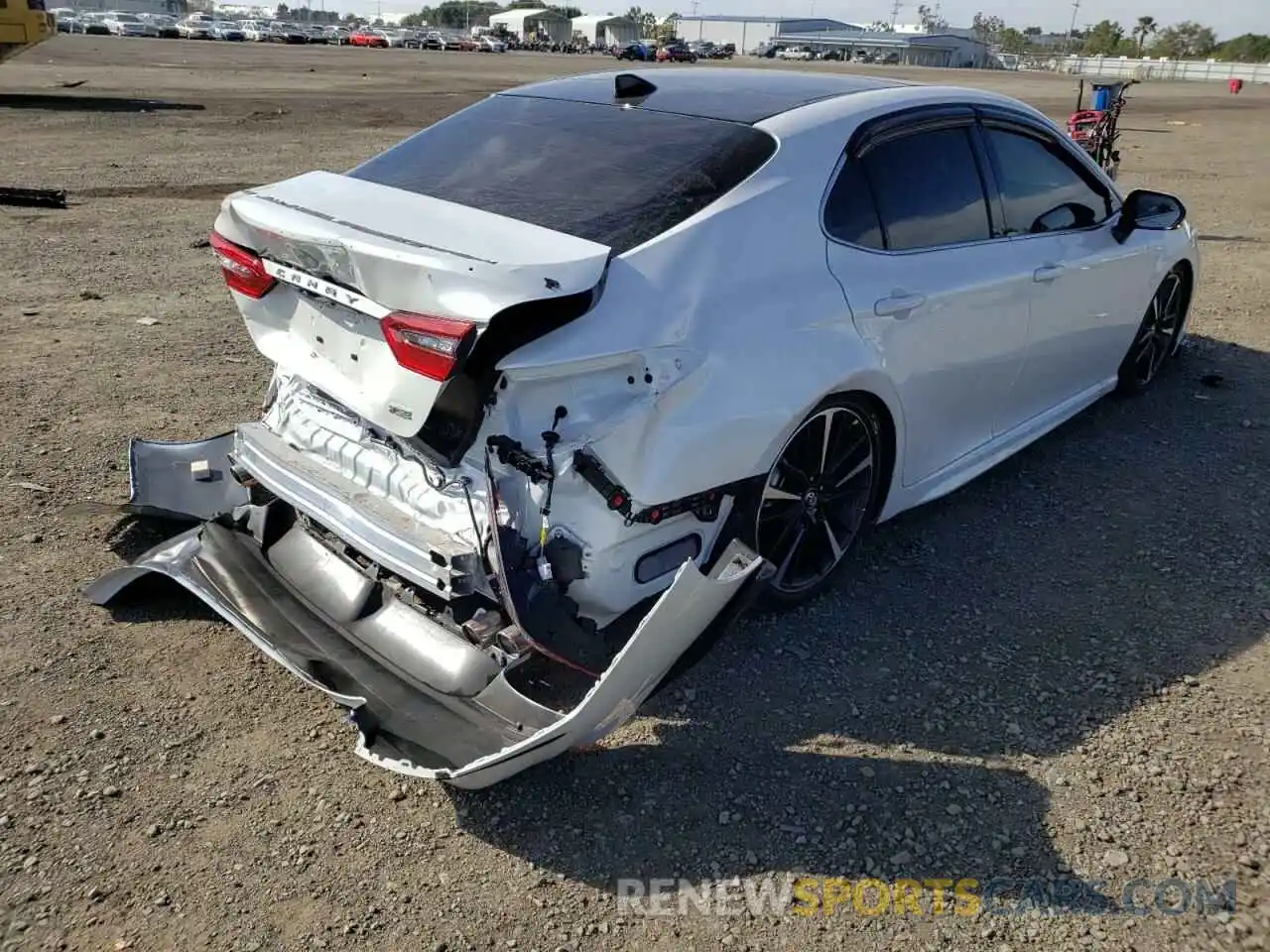 4 Photograph of a damaged car 4T1KZ1AK0MU058012 TOYOTA CAMRY 2021