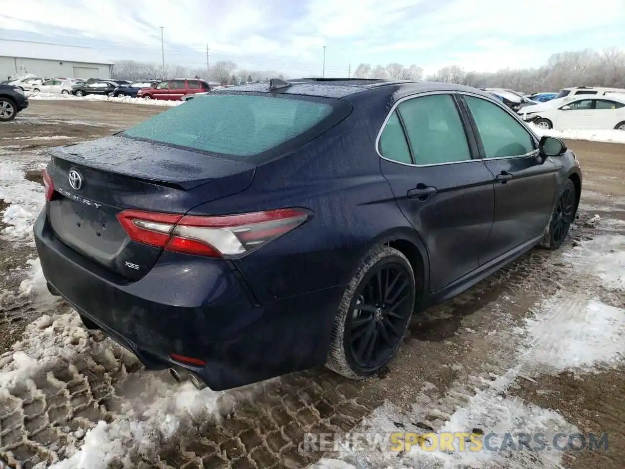 4 Photograph of a damaged car 4T1KZ1AK1MU047651 TOYOTA CAMRY 2021