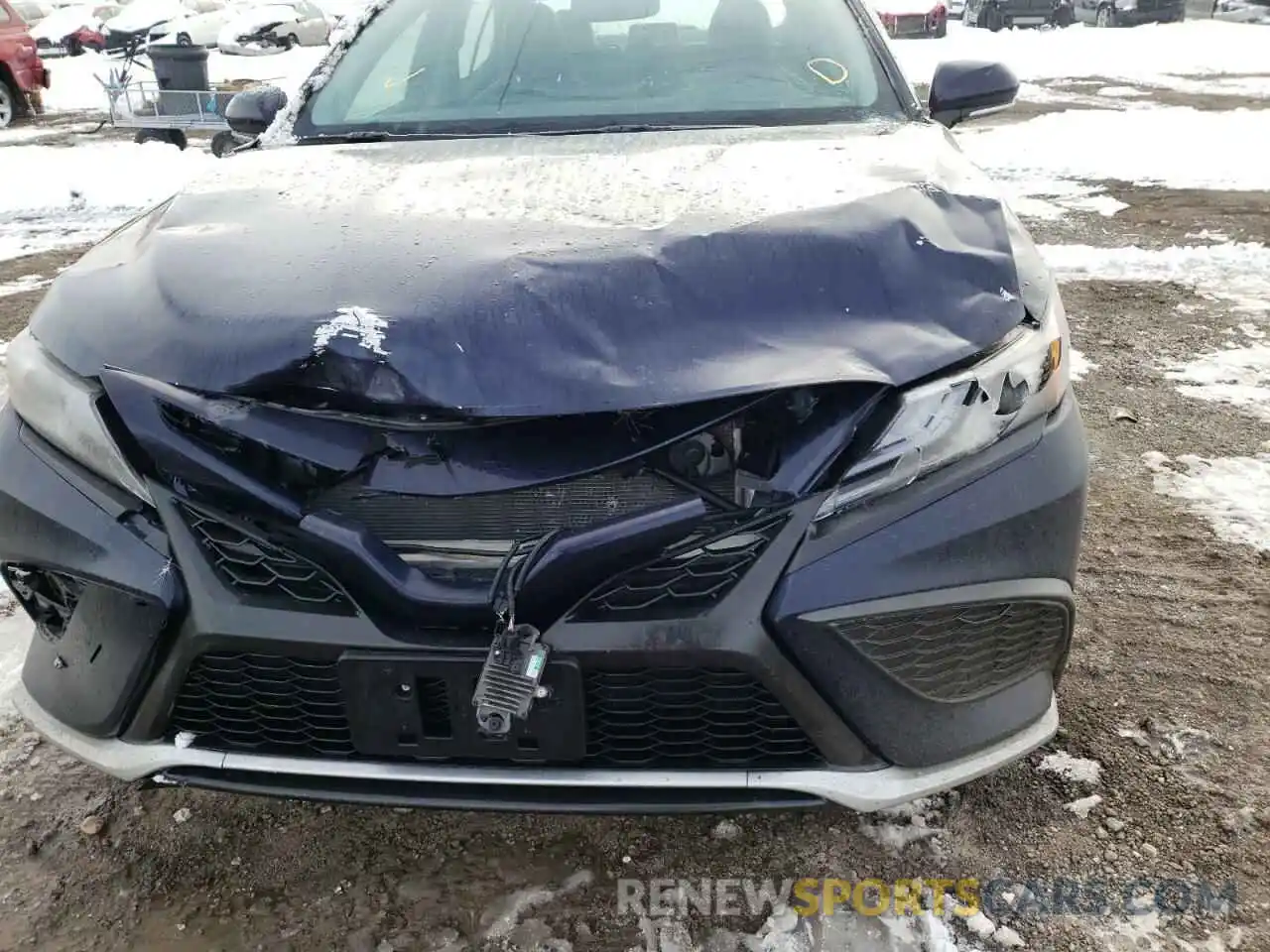 9 Photograph of a damaged car 4T1KZ1AK1MU047651 TOYOTA CAMRY 2021