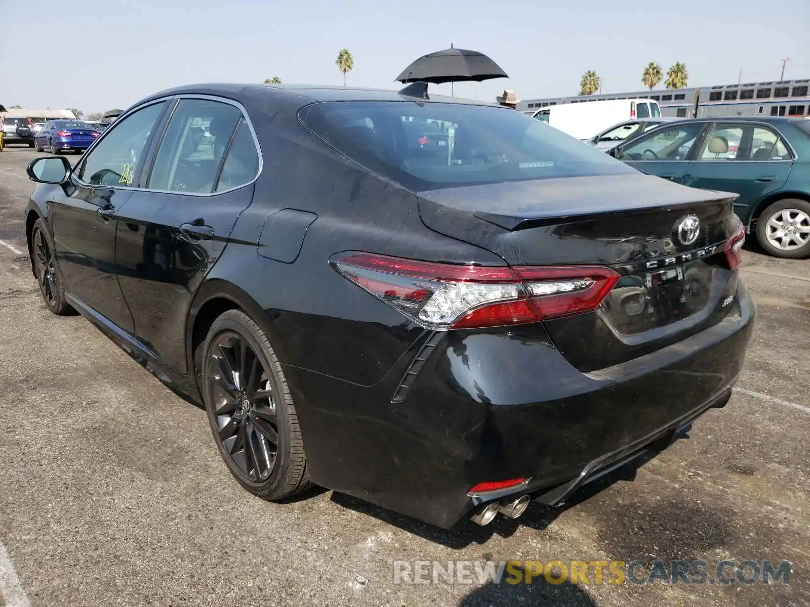 3 Photograph of a damaged car 4T1KZ1AK1MU055698 TOYOTA CAMRY 2021