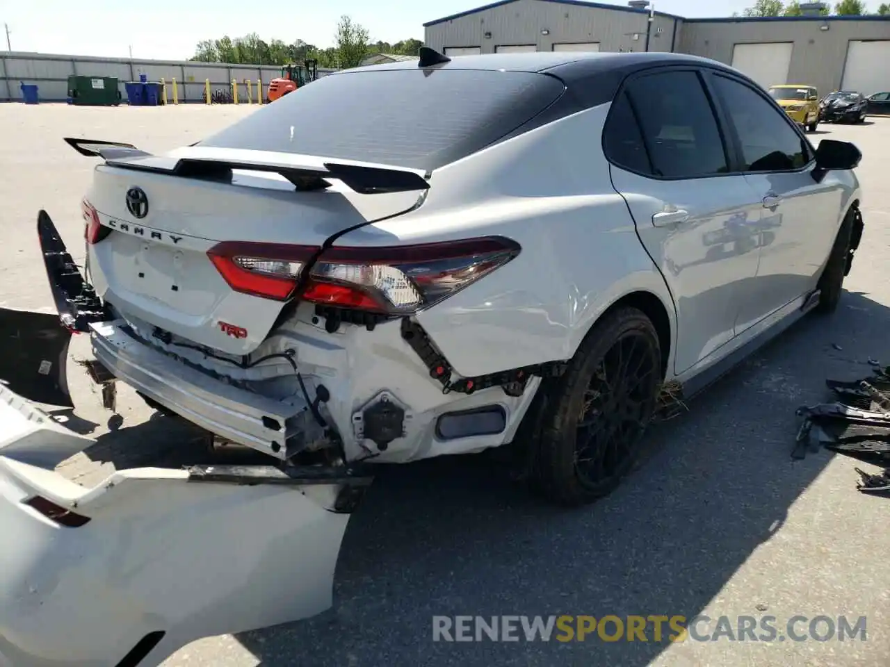 4 Photograph of a damaged car 4T1KZ1AK1MU057712 TOYOTA CAMRY 2021