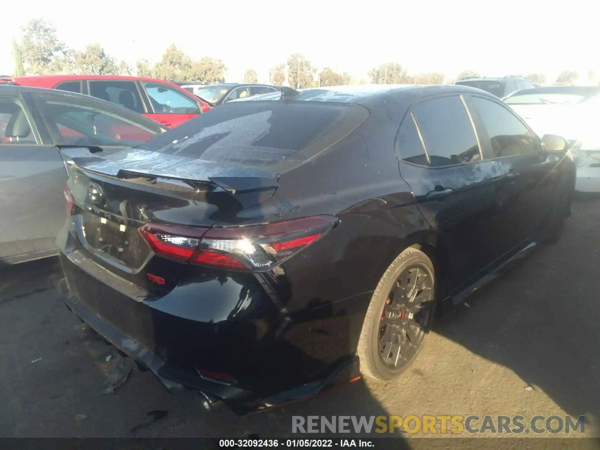 4 Photograph of a damaged car 4T1KZ1AK2MU052616 TOYOTA CAMRY 2021