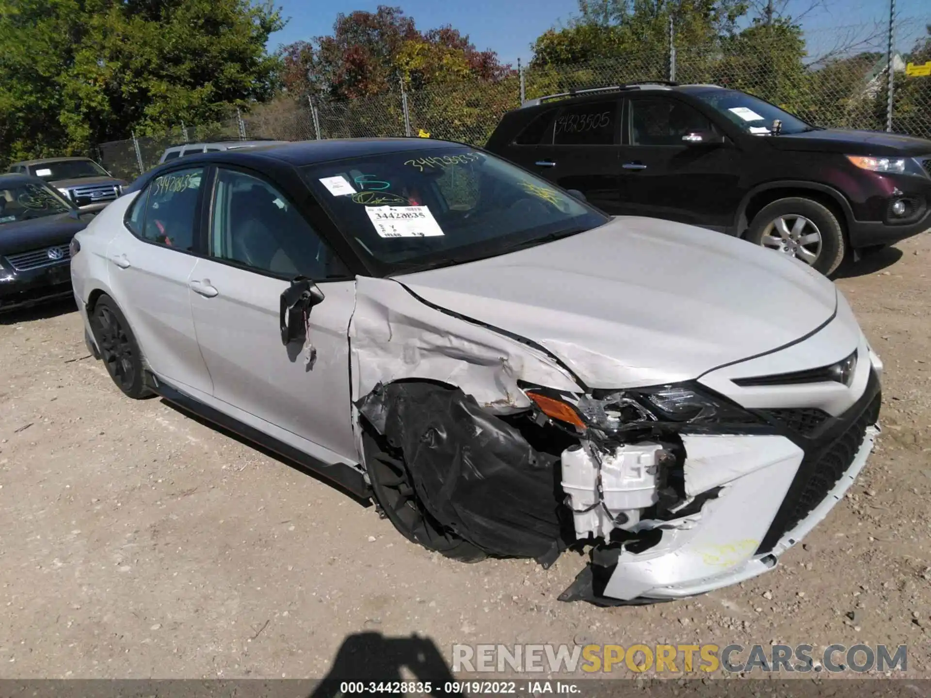 1 Photograph of a damaged car 4T1KZ1AK2MU053040 TOYOTA CAMRY 2021