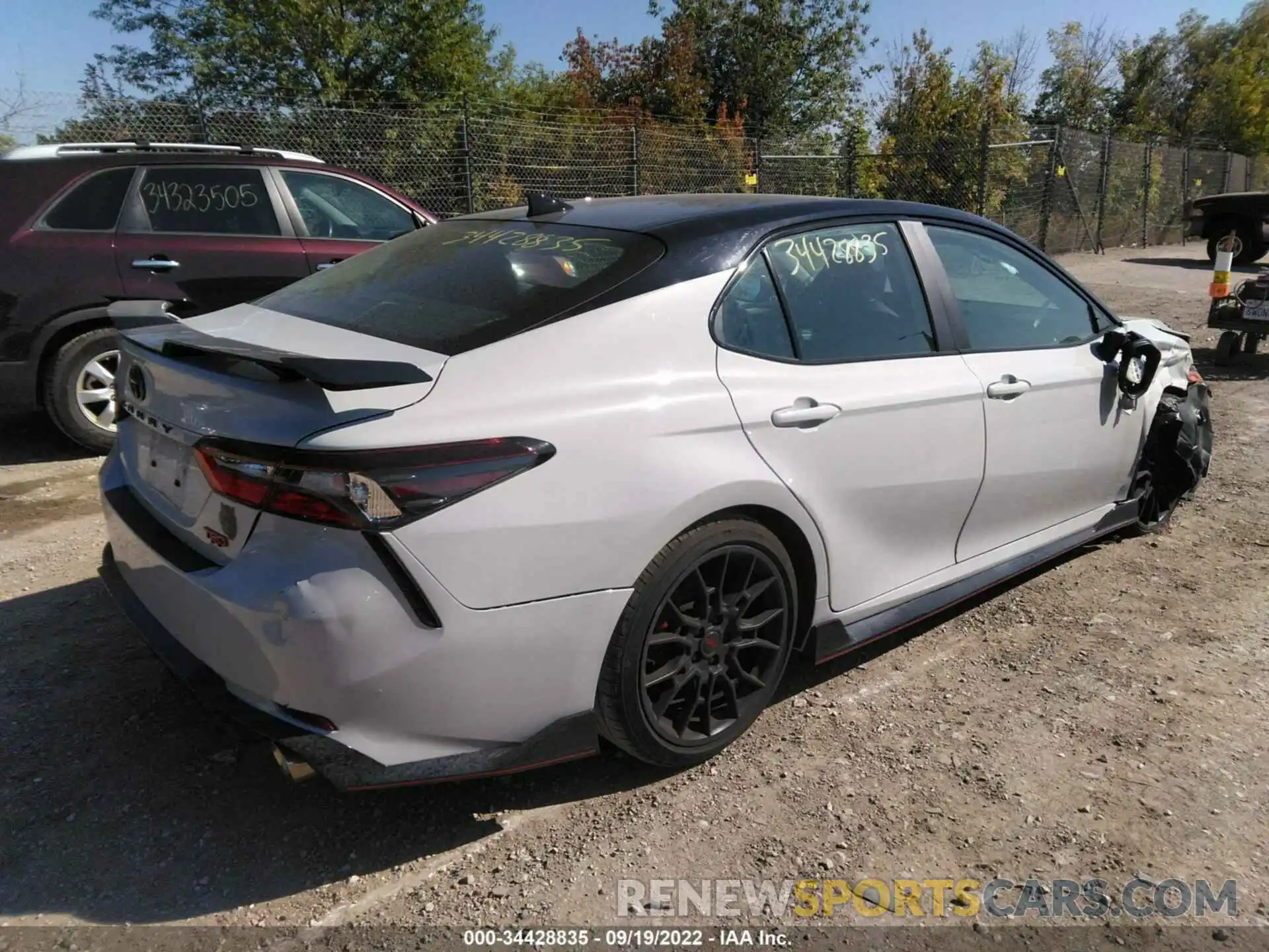 4 Photograph of a damaged car 4T1KZ1AK2MU053040 TOYOTA CAMRY 2021