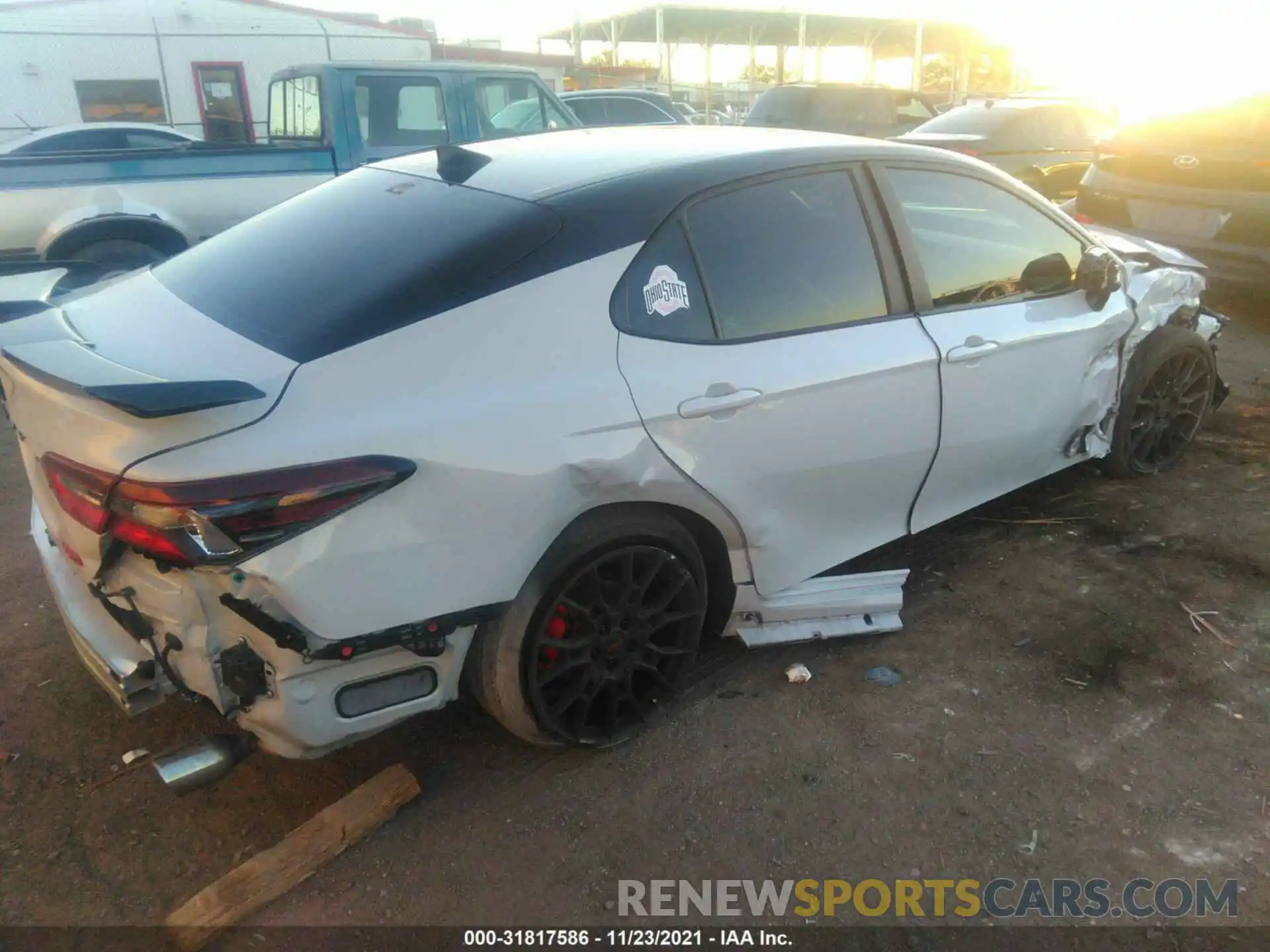 4 Photograph of a damaged car 4T1KZ1AK3MU048686 TOYOTA CAMRY 2021