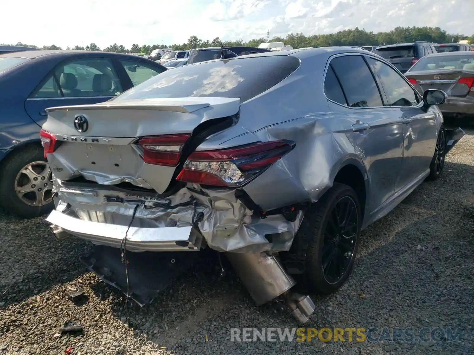 4 Photograph of a damaged car 4T1KZ1AK3MU050907 TOYOTA CAMRY 2021