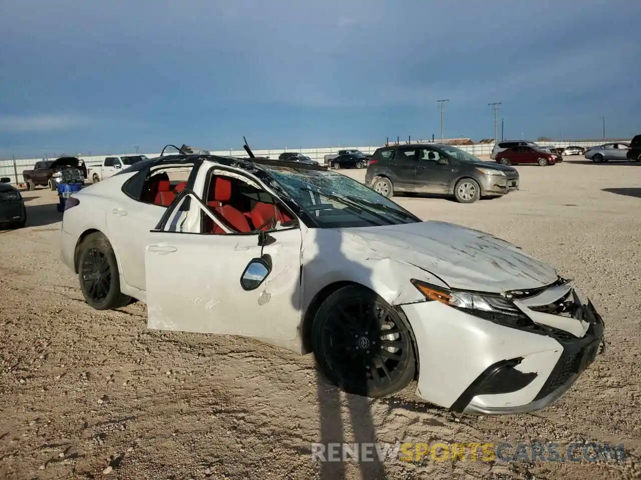 4 Photograph of a damaged car 4T1KZ1AK4MU049426 TOYOTA CAMRY 2021