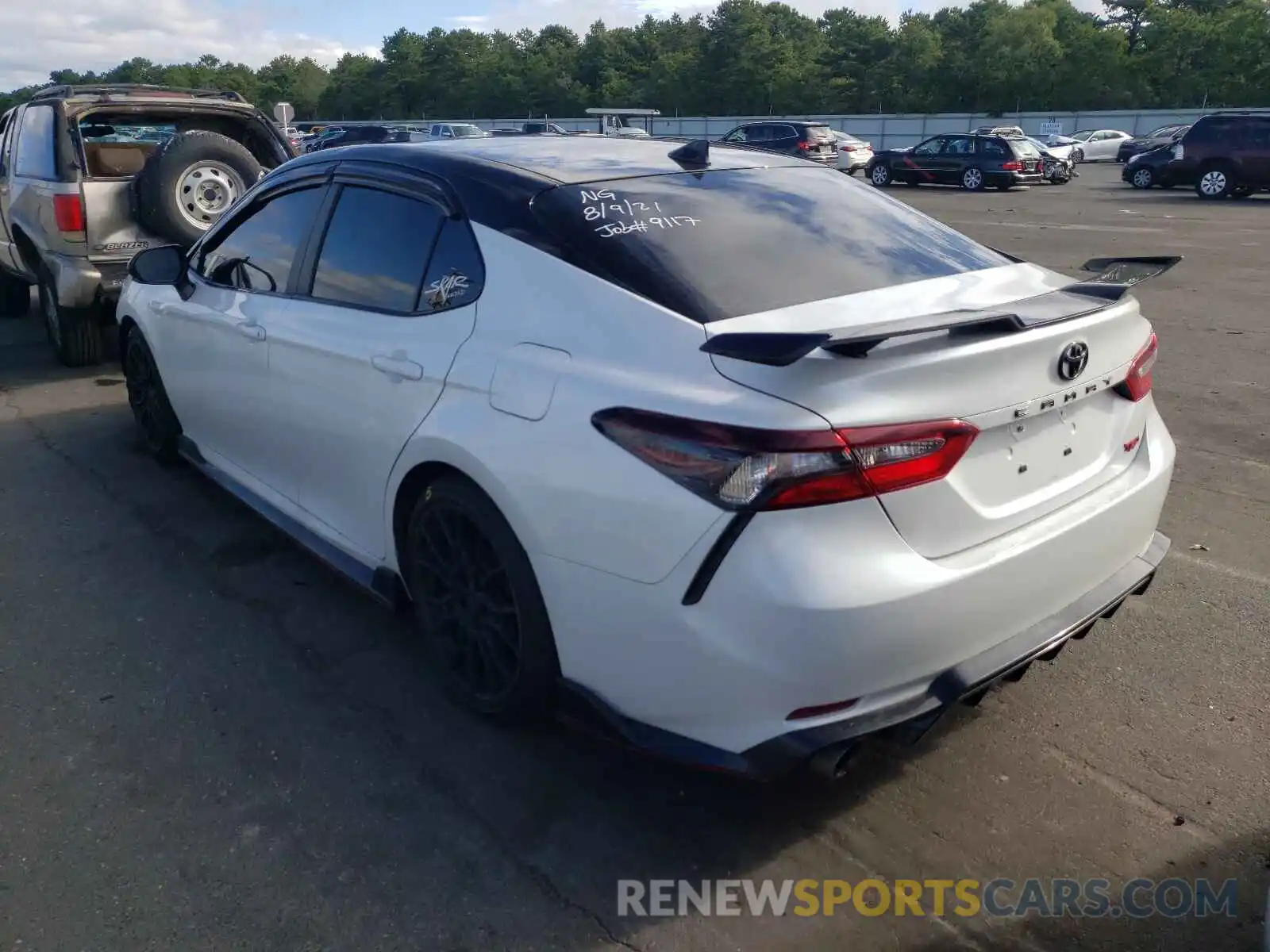 3 Photograph of a damaged car 4T1KZ1AK4MU050432 TOYOTA CAMRY 2021