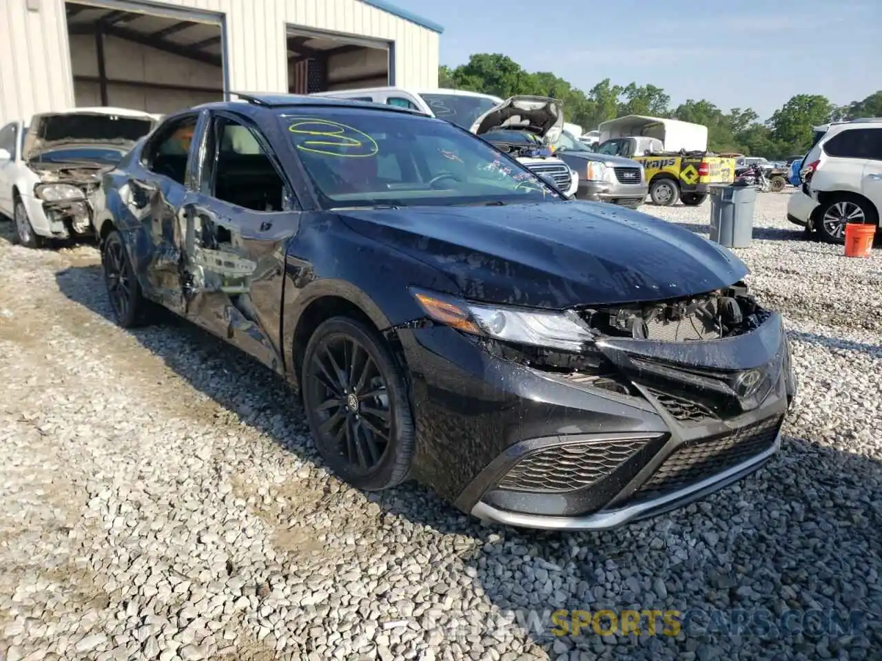 1 Photograph of a damaged car 4T1KZ1AK4MU051032 TOYOTA CAMRY 2021