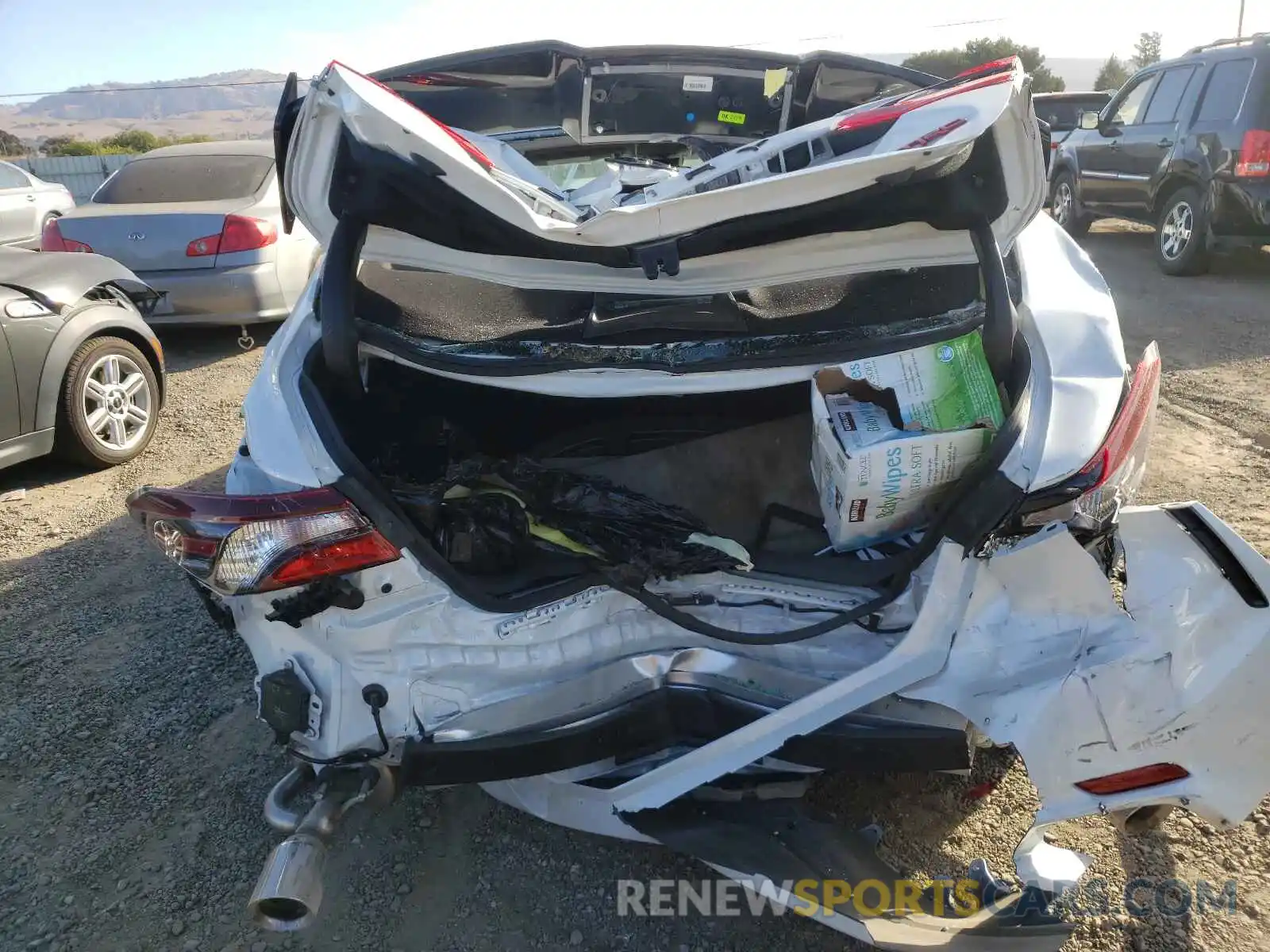 9 Photograph of a damaged car 4T1KZ1AK4MU055937 TOYOTA CAMRY 2021