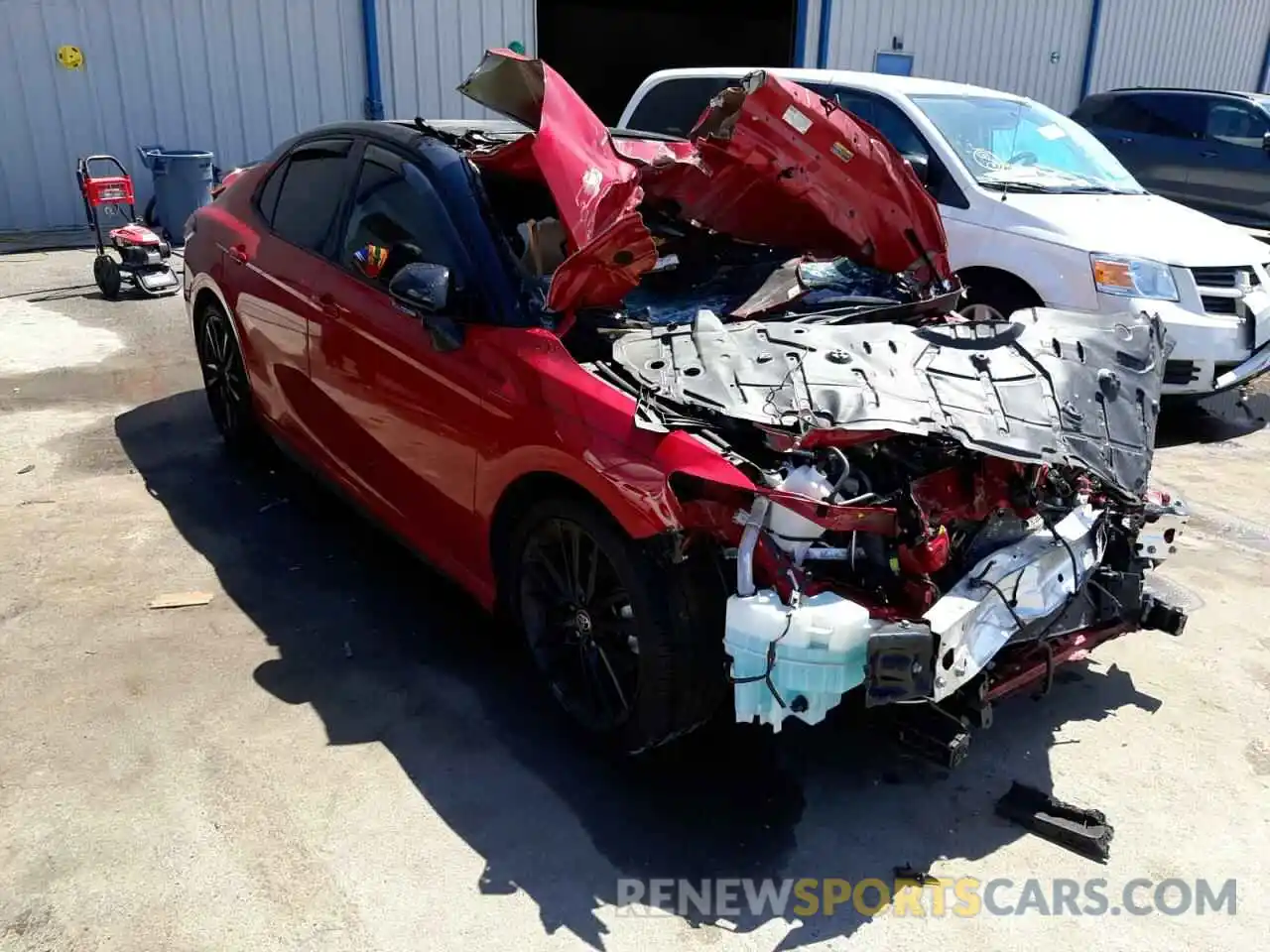 1 Photograph of a damaged car 4T1KZ1AK5MU050536 TOYOTA CAMRY 2021