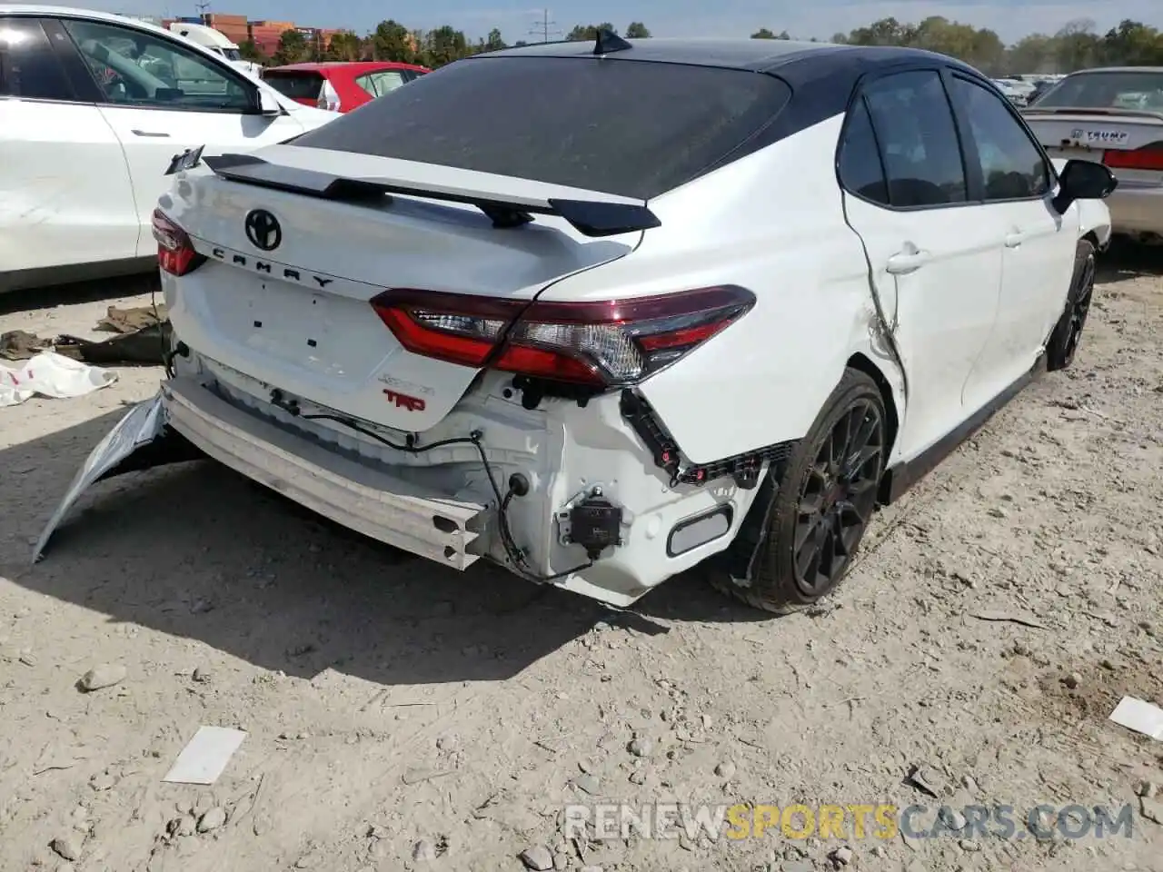 4 Photograph of a damaged car 4T1KZ1AK5MU052187 TOYOTA CAMRY 2021