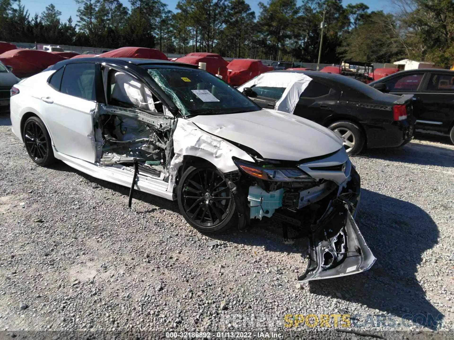 1 Photograph of a damaged car 4T1KZ1AK5MU052190 TOYOTA CAMRY 2021