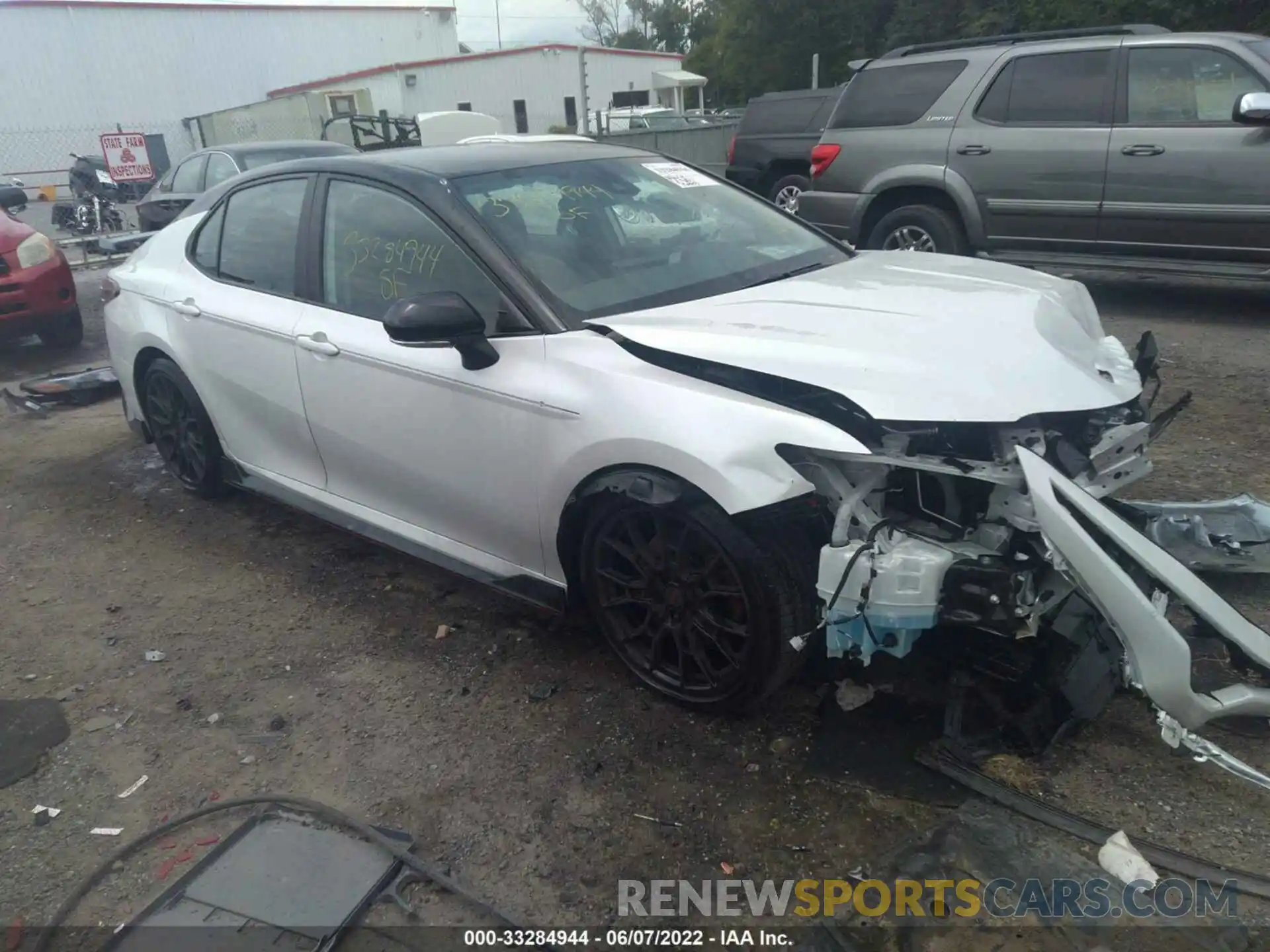 1 Photograph of a damaged car 4T1KZ1AK5MU052951 TOYOTA CAMRY 2021