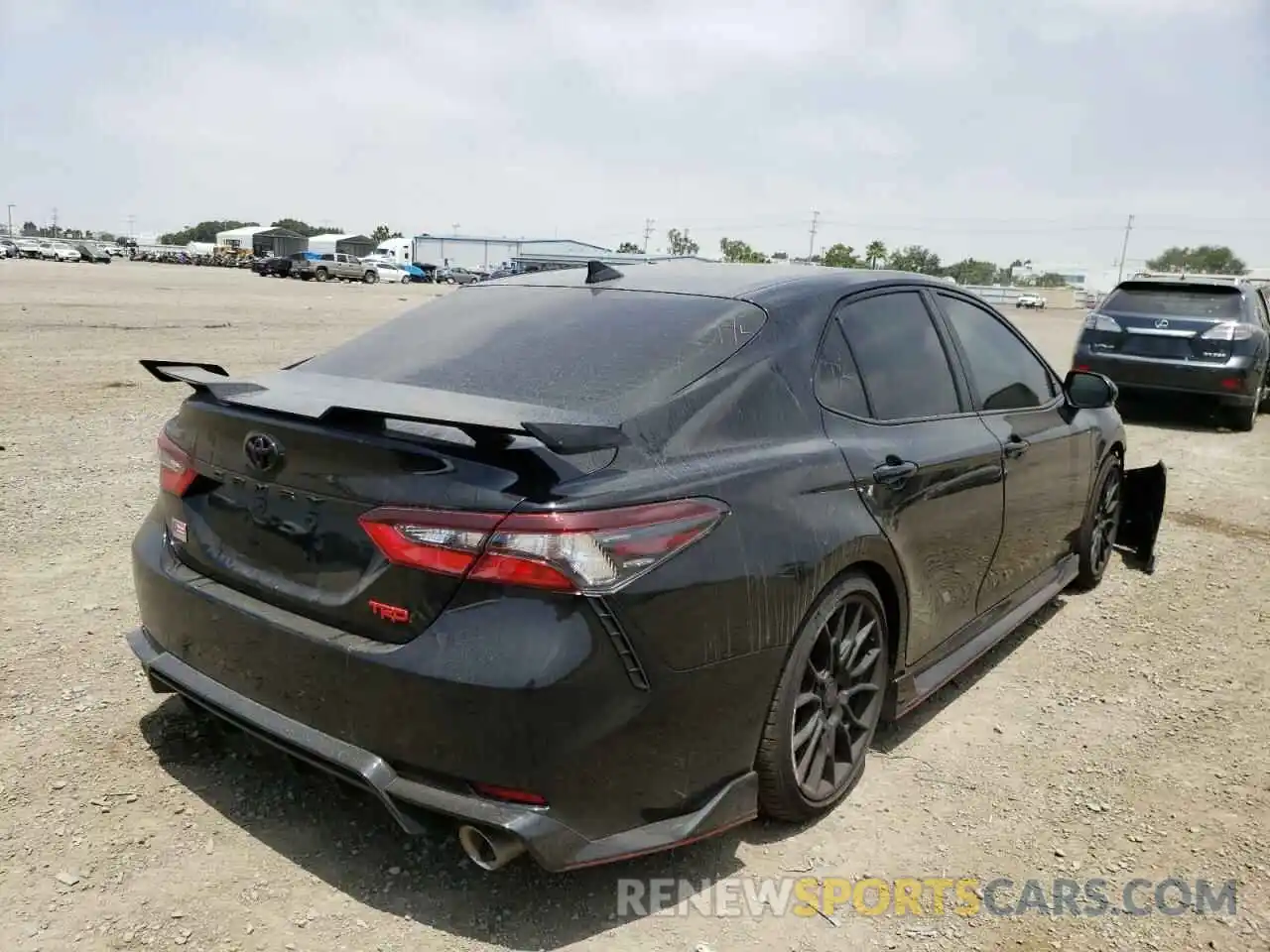 4 Photograph of a damaged car 4T1KZ1AK5MU058748 TOYOTA CAMRY 2021