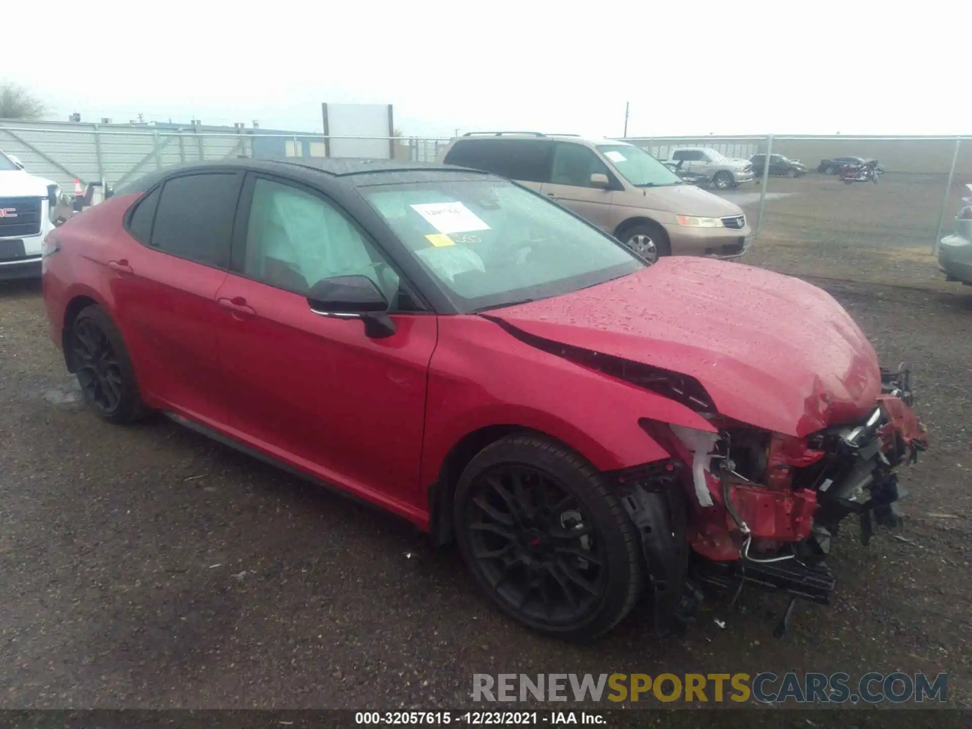 1 Photograph of a damaged car 4T1KZ1AK5MU060144 TOYOTA CAMRY 2021