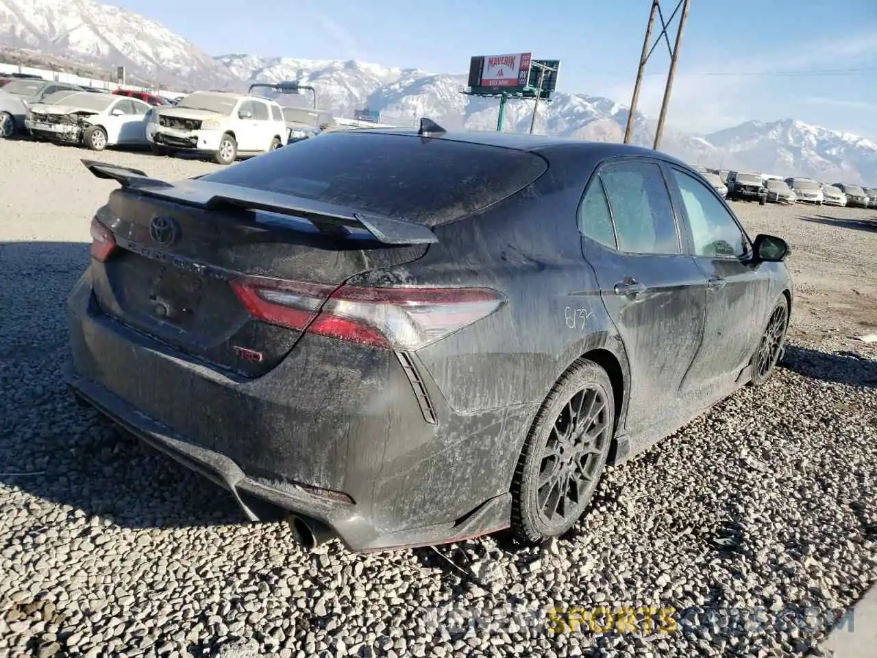 4 Photograph of a damaged car 4T1KZ1AK6MU047936 TOYOTA CAMRY 2021