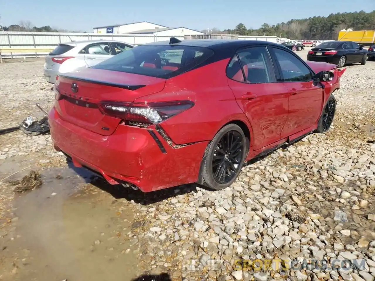 4 Photograph of a damaged car 4T1KZ1AK7MU051719 TOYOTA CAMRY 2021