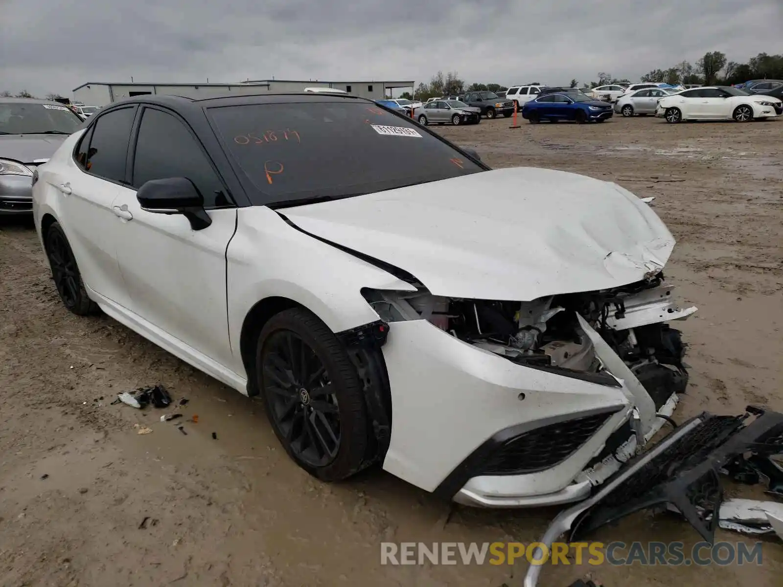 1 Photograph of a damaged car 4T1KZ1AK7MU051879 TOYOTA CAMRY 2021