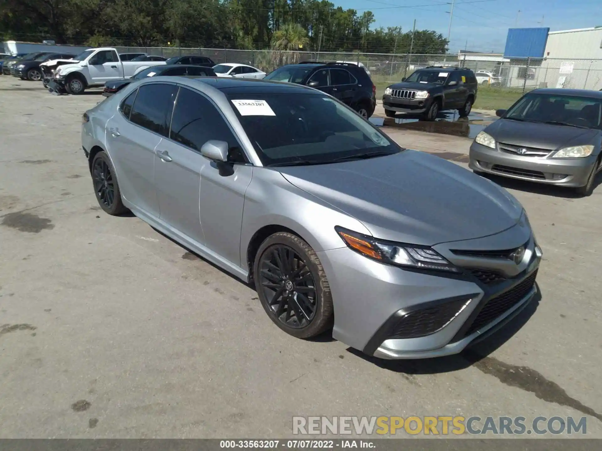 1 Photograph of a damaged car 4T1KZ1AK8MU052121 TOYOTA CAMRY 2021