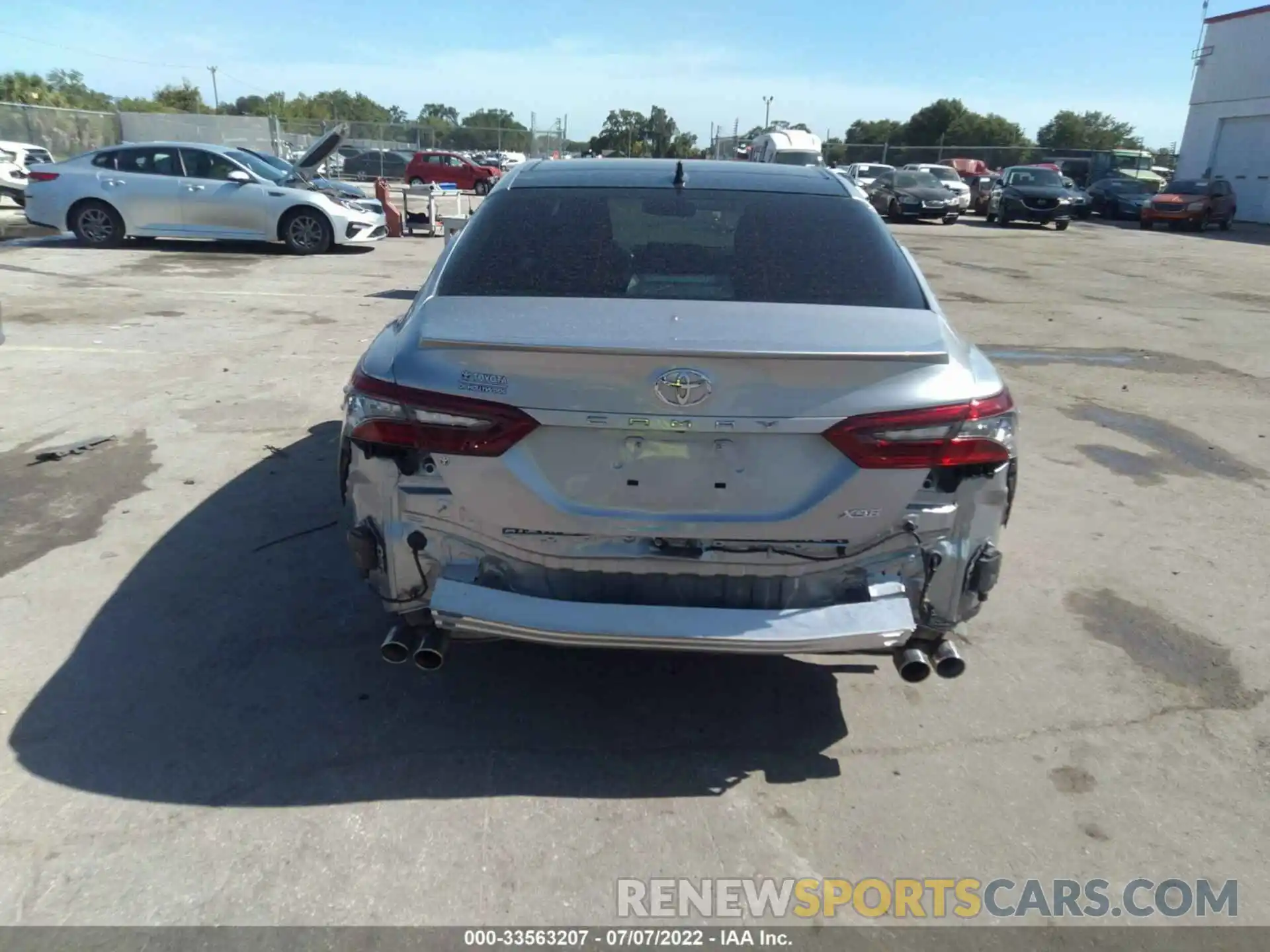 6 Photograph of a damaged car 4T1KZ1AK8MU052121 TOYOTA CAMRY 2021