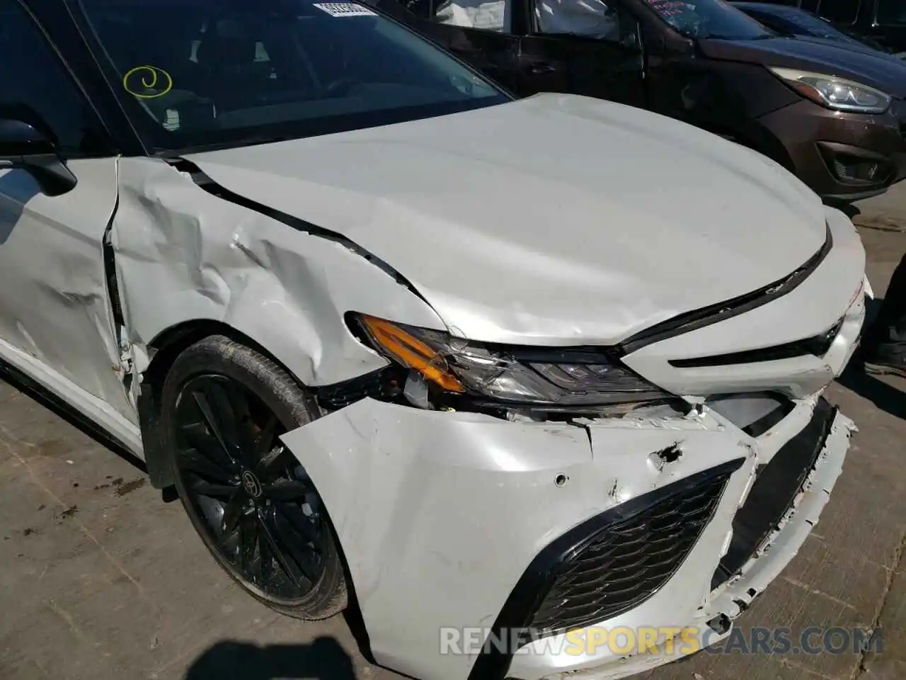 9 Photograph of a damaged car 4T1KZ1AK8MU053365 TOYOTA CAMRY 2021