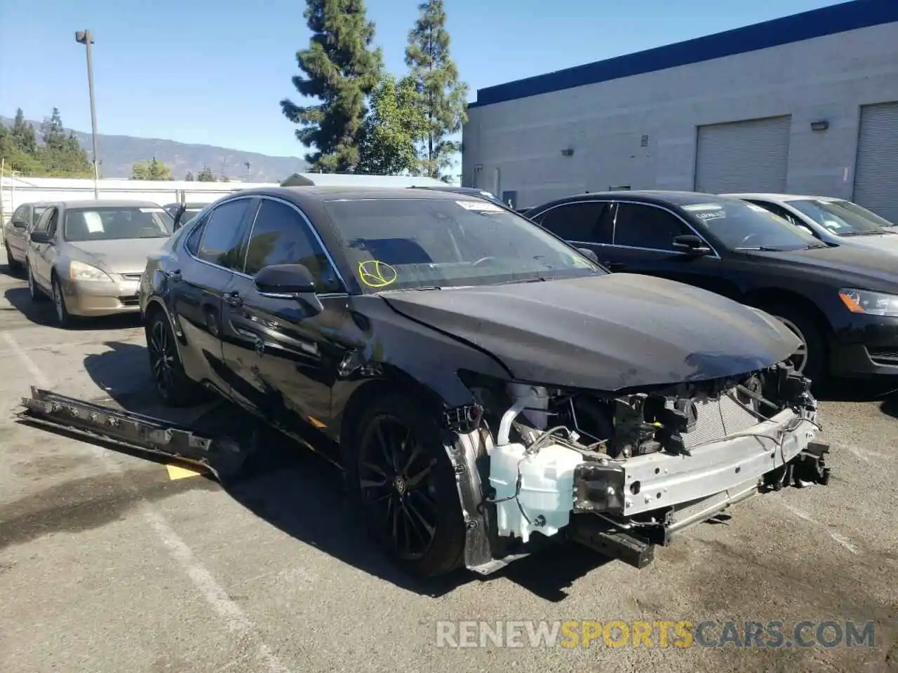 1 Photograph of a damaged car 4T1KZ1AK8MU055598 TOYOTA CAMRY 2021