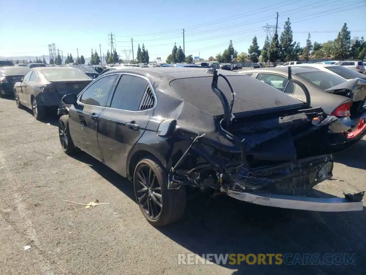 3 Photograph of a damaged car 4T1KZ1AK8MU055598 TOYOTA CAMRY 2021