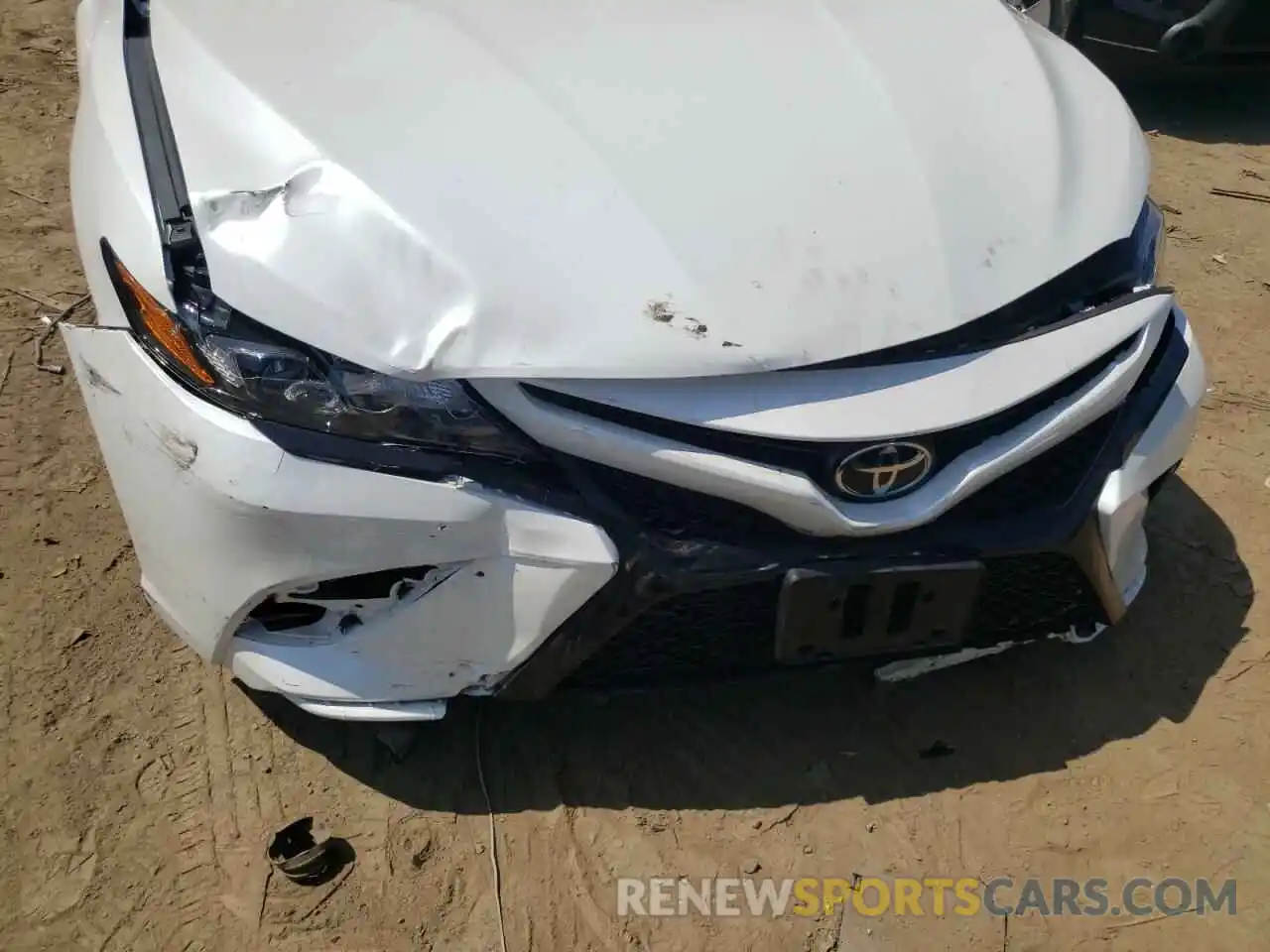 9 Photograph of a damaged car 4T1KZ1AKXMU051827 TOYOTA CAMRY 2021