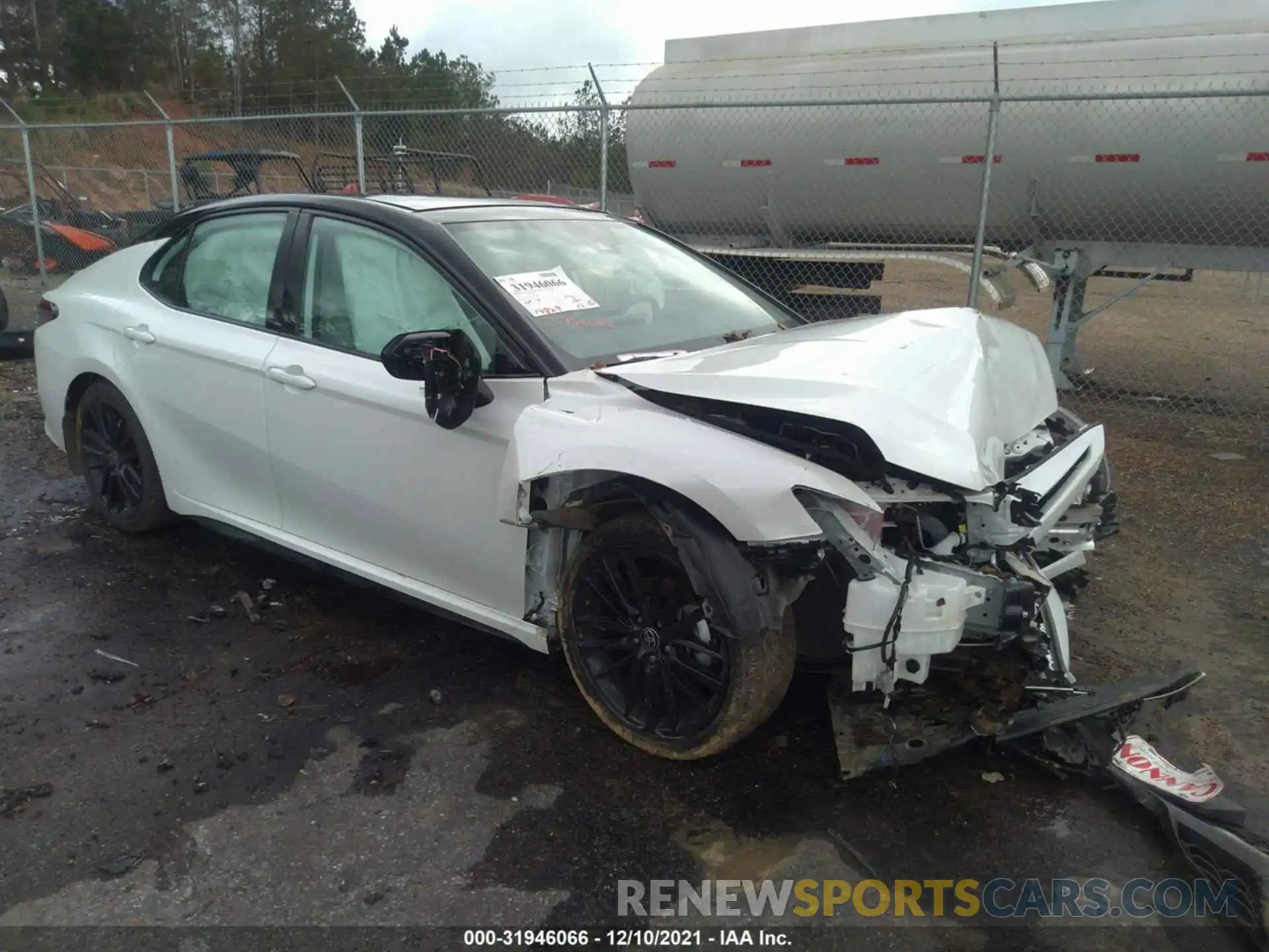 1 Photograph of a damaged car 4T1KZ1AKXMU053688 TOYOTA CAMRY 2021