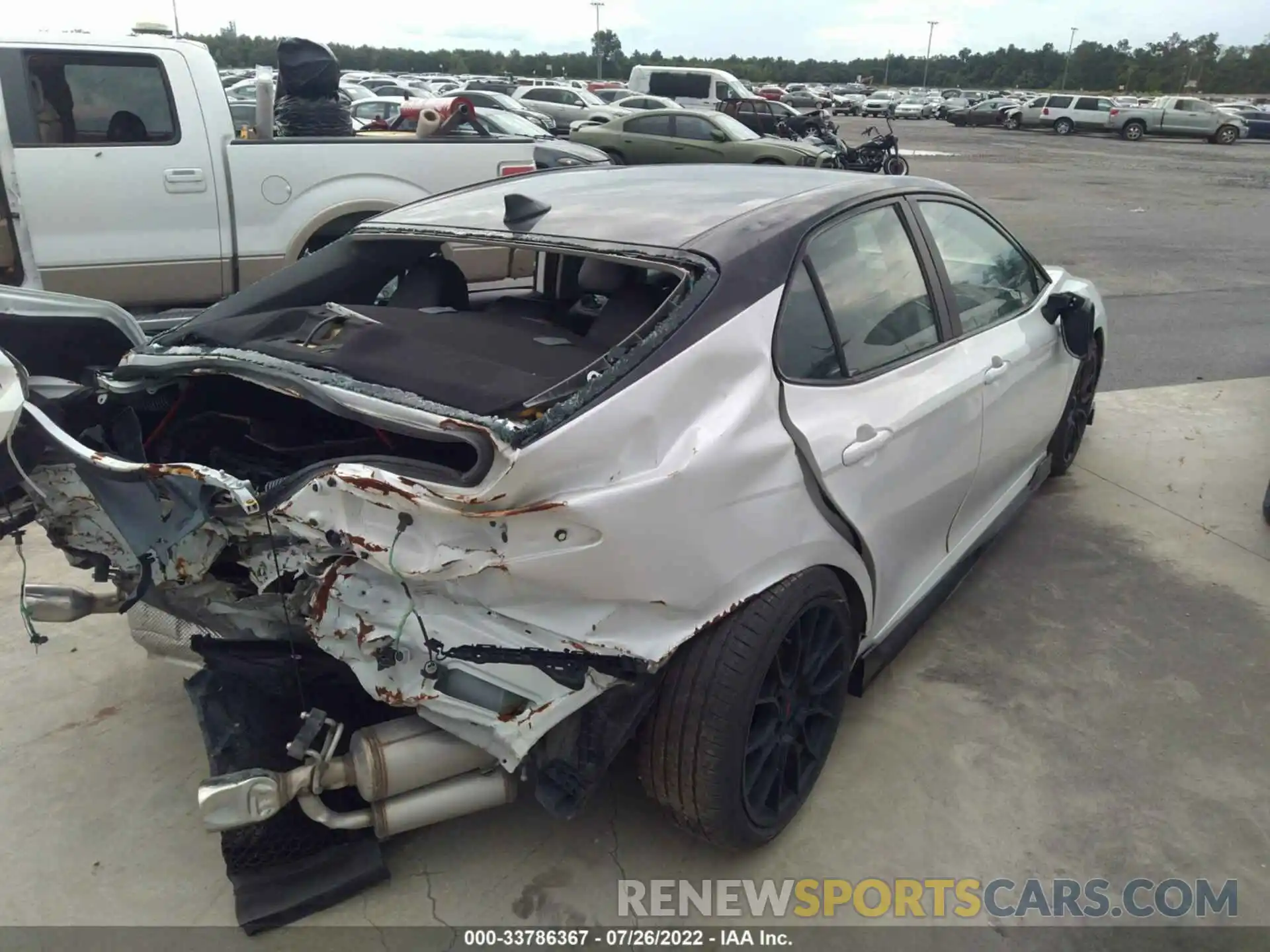 4 Photograph of a damaged car 4T1KZ1AKXMU054081 TOYOTA CAMRY 2021