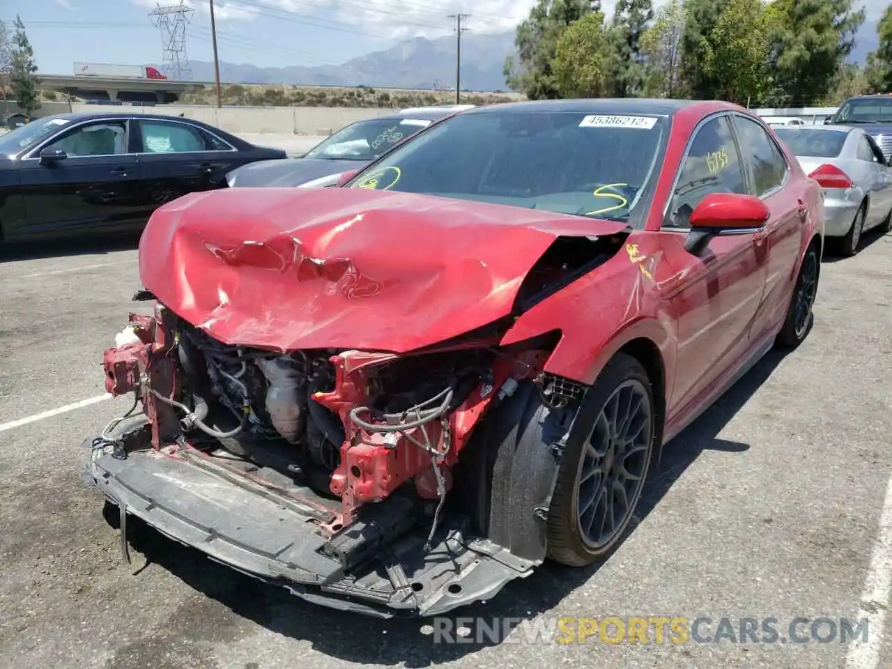 2 Photograph of a damaged car 4T1KZ1AKXMU054677 TOYOTA CAMRY 2021