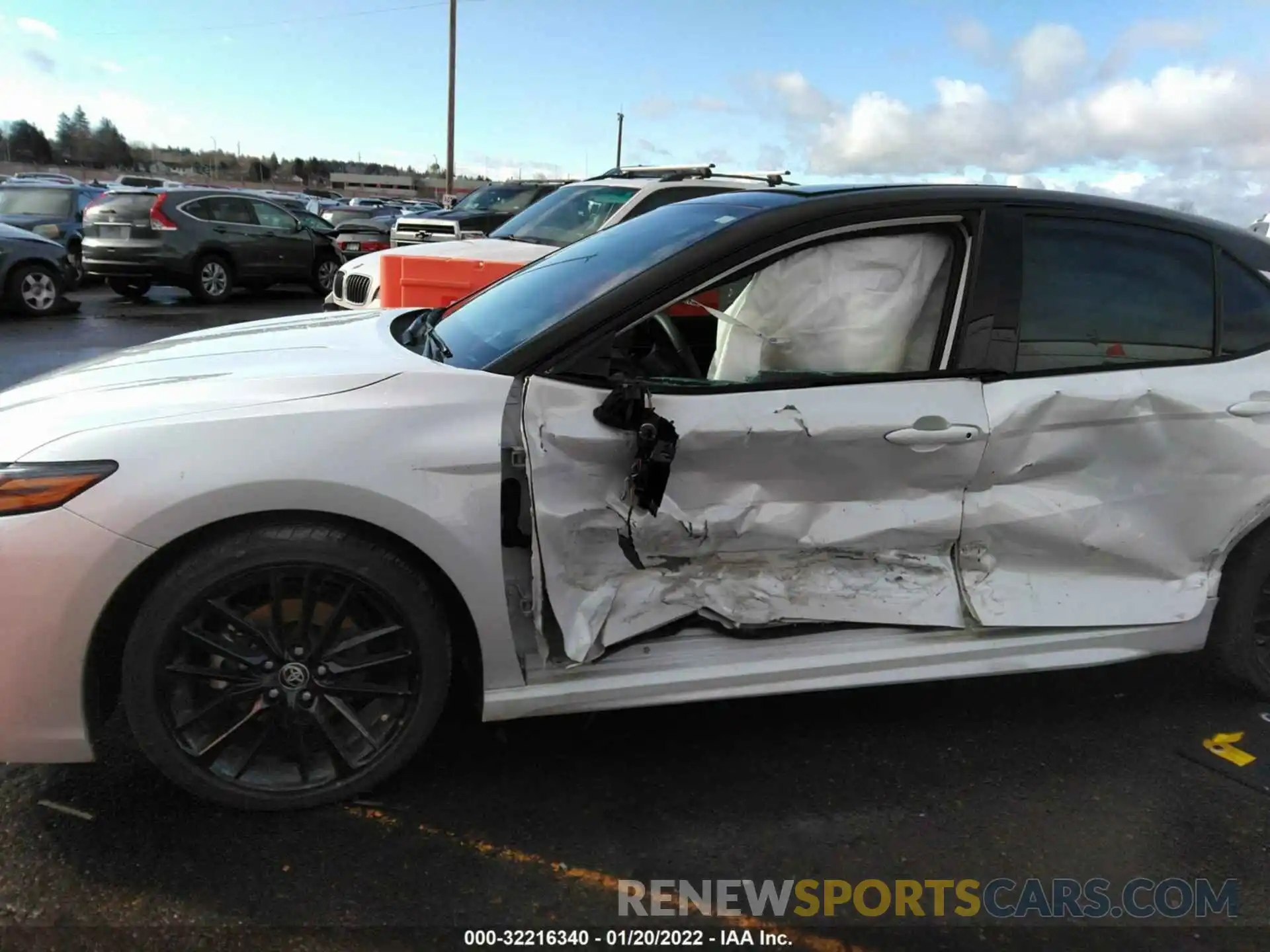 6 Photograph of a damaged car 4T1KZ1AKXMU054839 TOYOTA CAMRY 2021