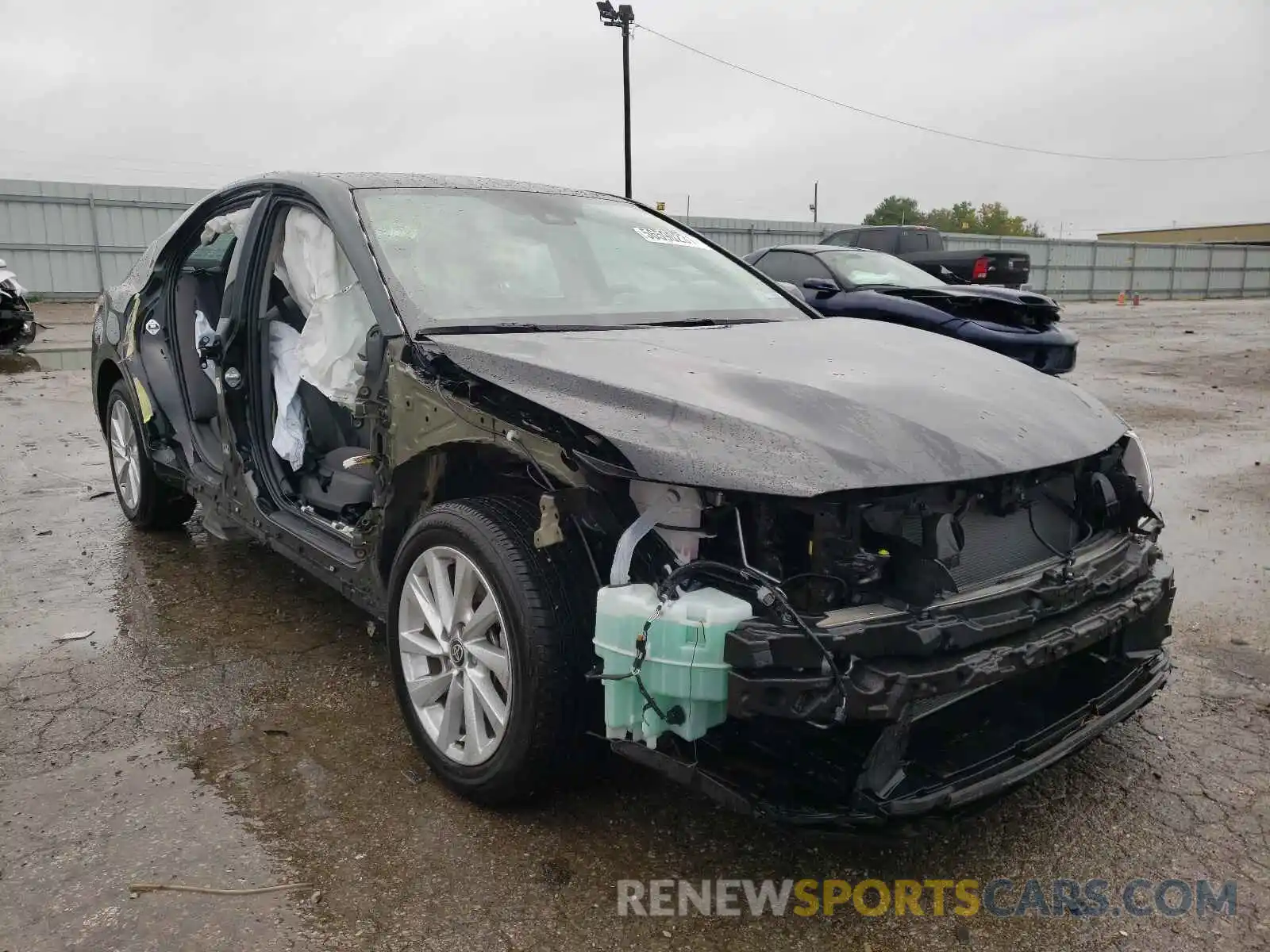 1 Photograph of a damaged car 4T1R11AK0MU519991 TOYOTA CAMRY 2021