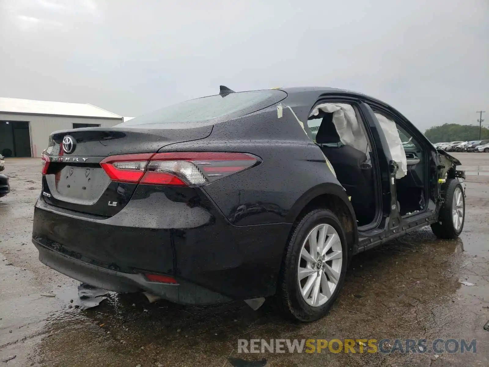 4 Photograph of a damaged car 4T1R11AK0MU519991 TOYOTA CAMRY 2021