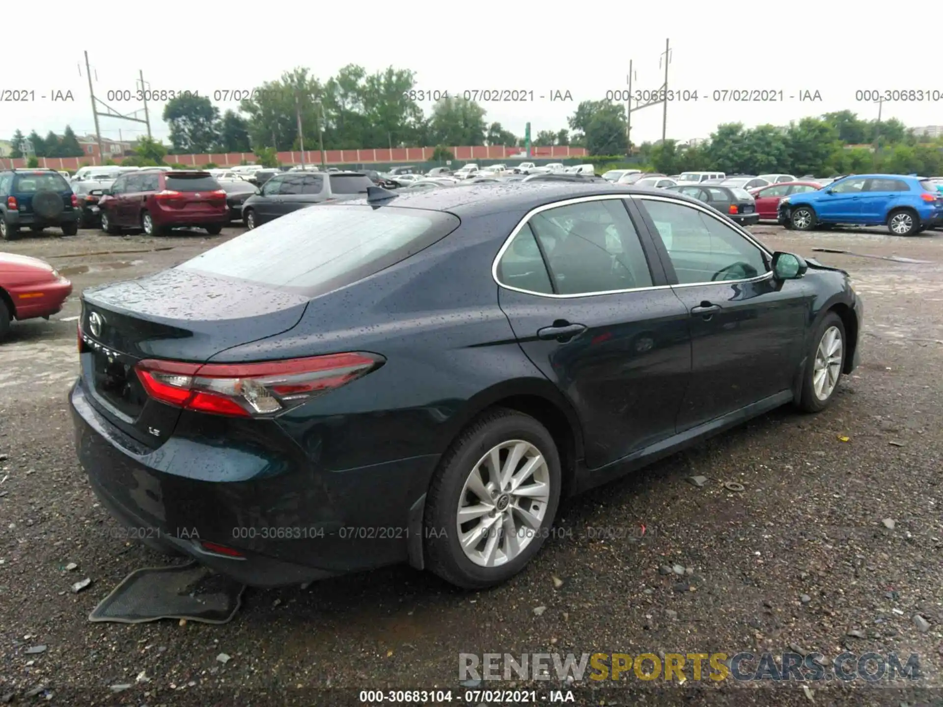 4 Photograph of a damaged car 4T1R11AK1MU564552 TOYOTA CAMRY 2021