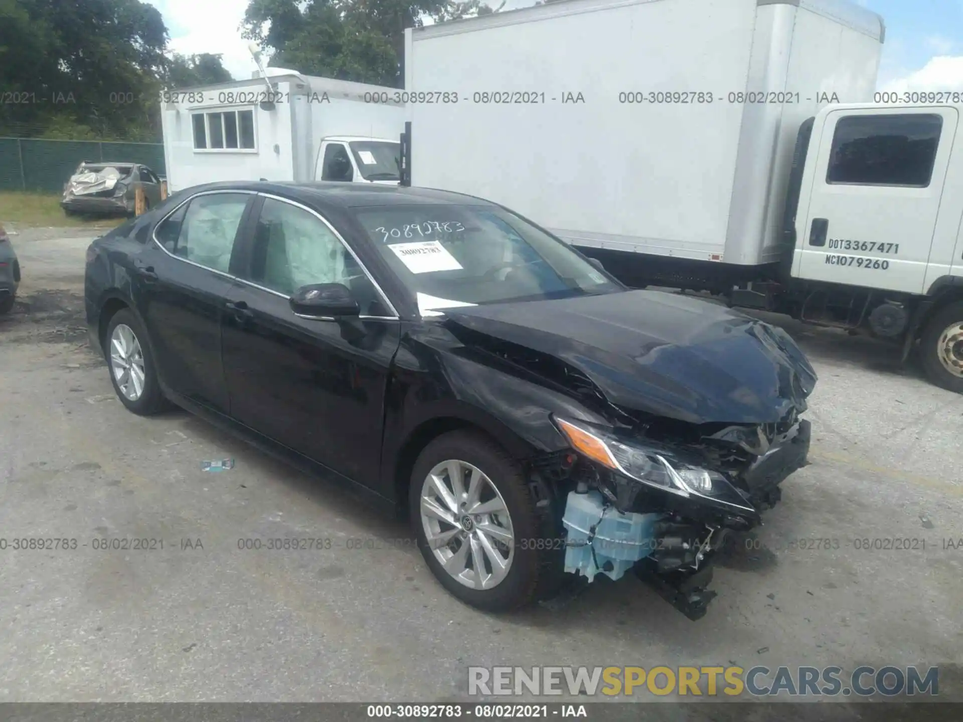 1 Photograph of a damaged car 4T1R11AK2MU569856 TOYOTA CAMRY 2021