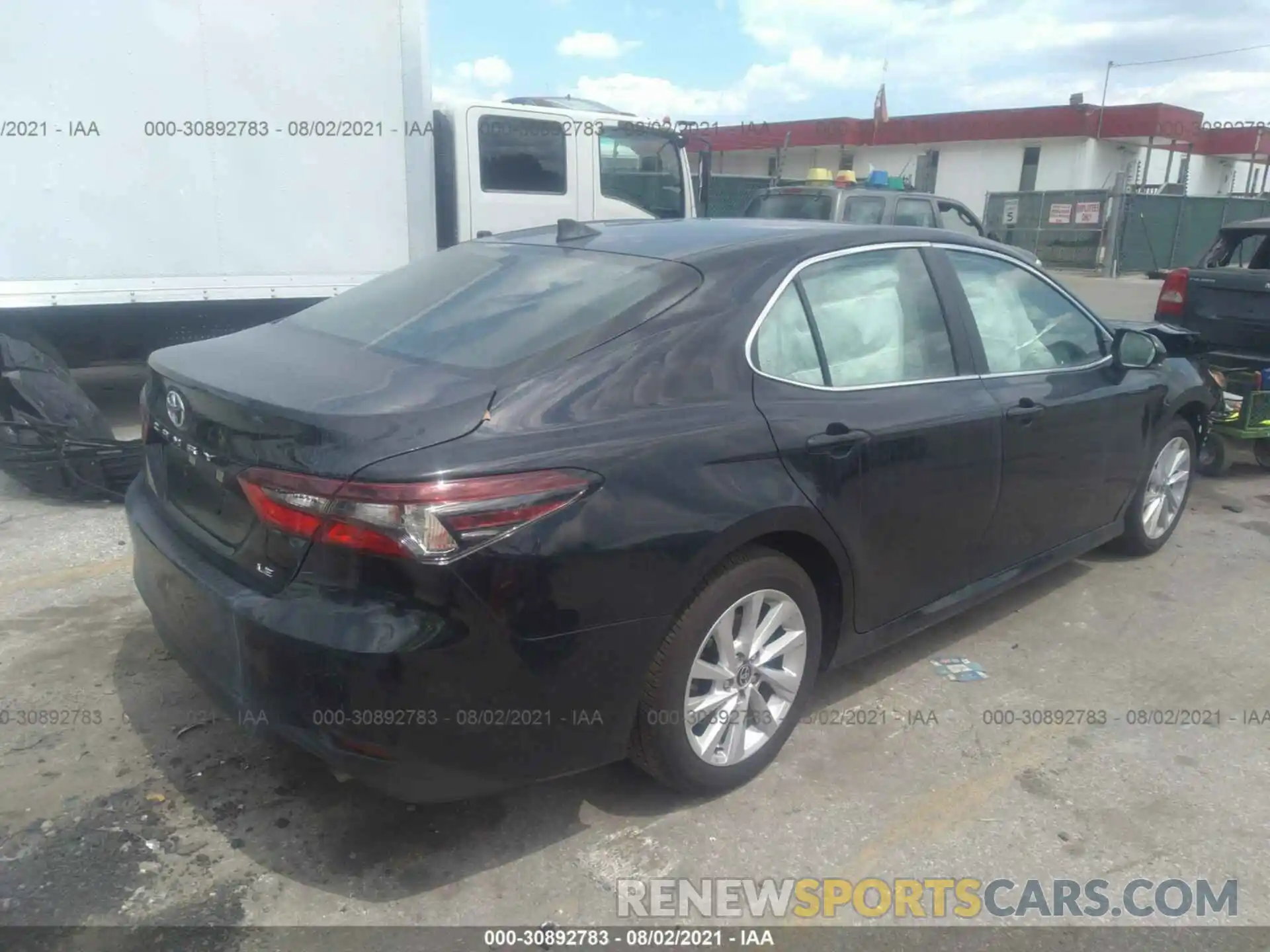 4 Фотография поврежденного автомобиля 4T1R11AK2MU569856 TOYOTA CAMRY 2021