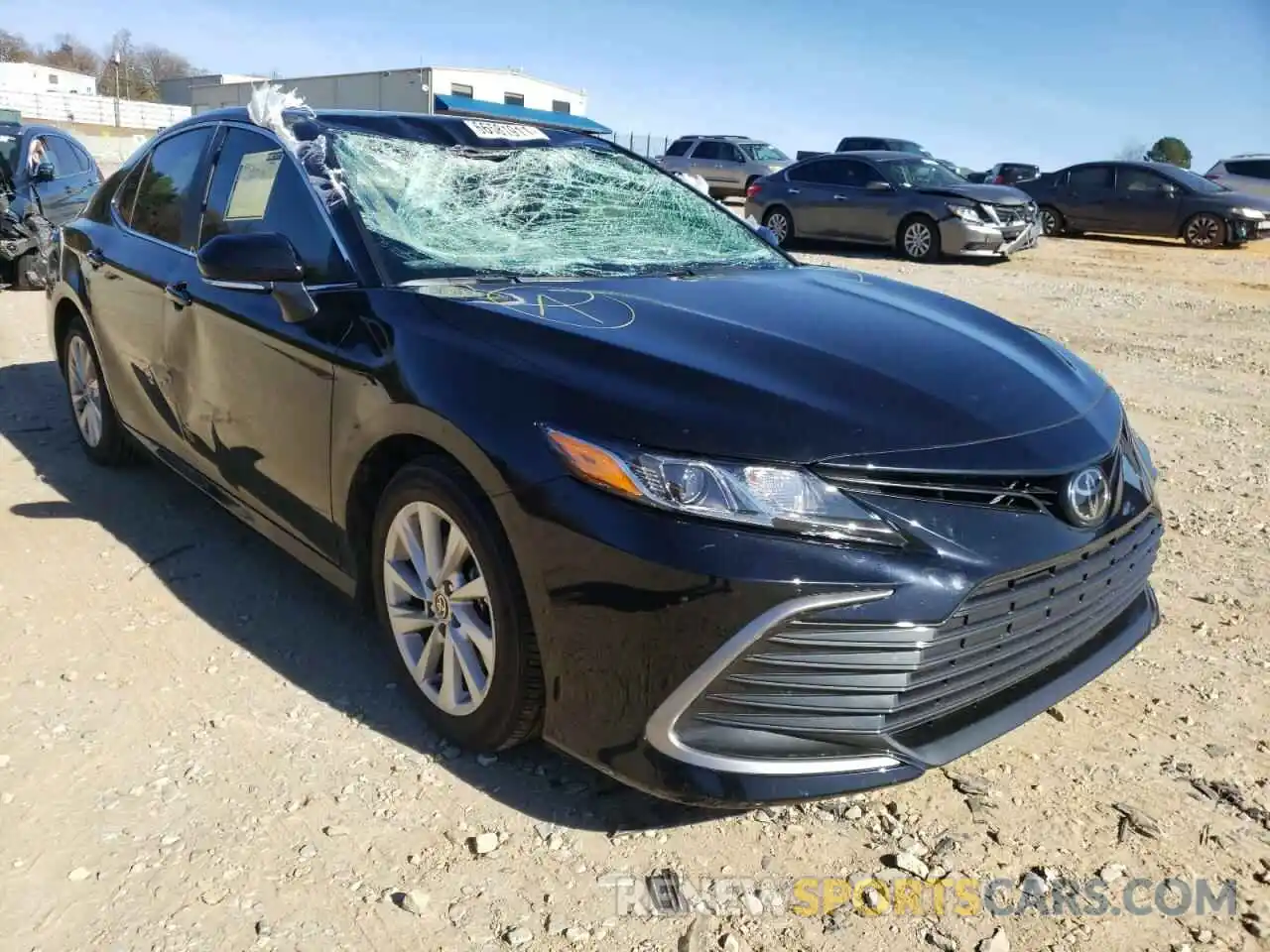 1 Photograph of a damaged car 4T1R11AK3MU450035 TOYOTA CAMRY 2021